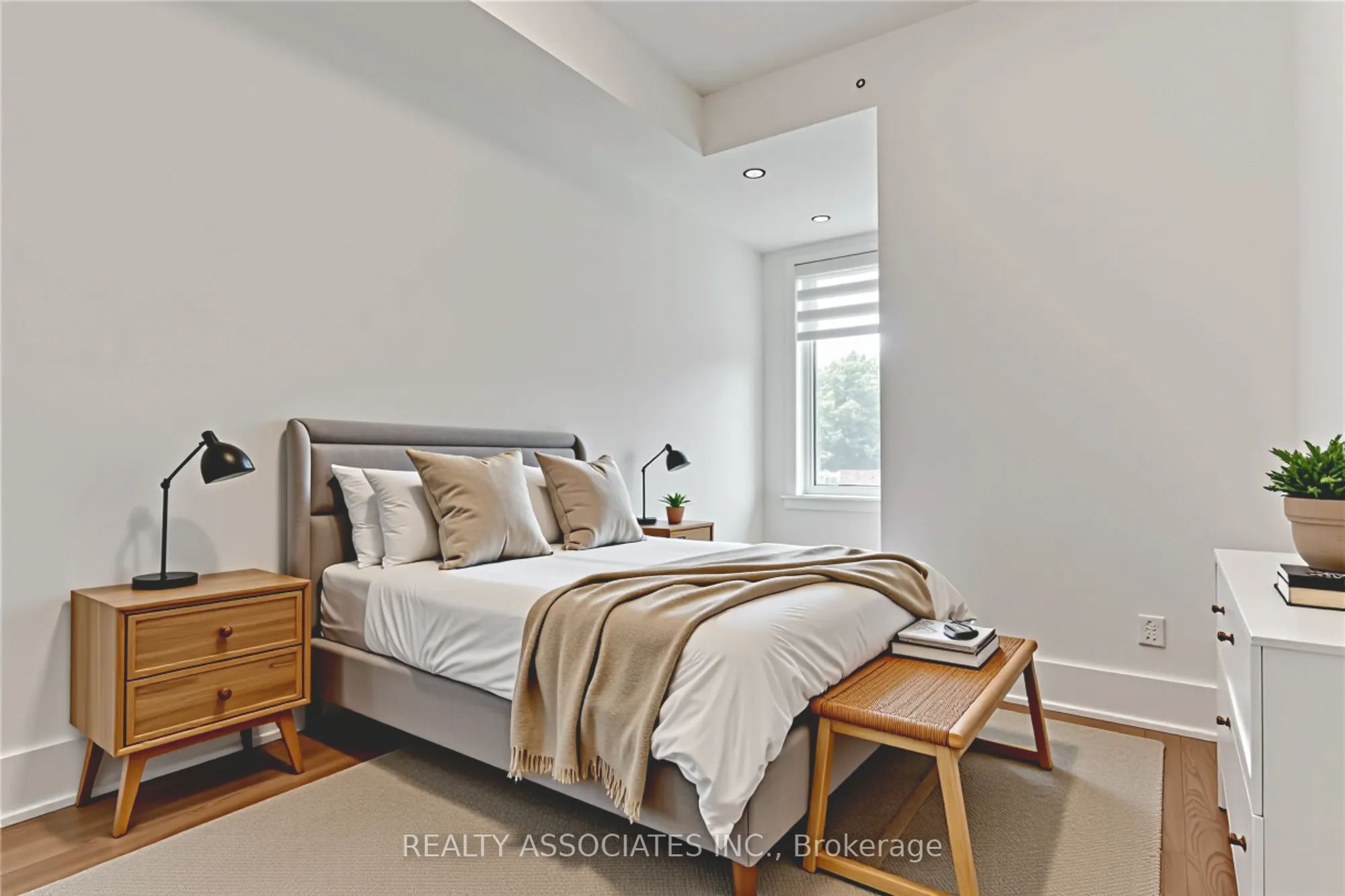 270 Davenport Road Th3 Property Photo 31