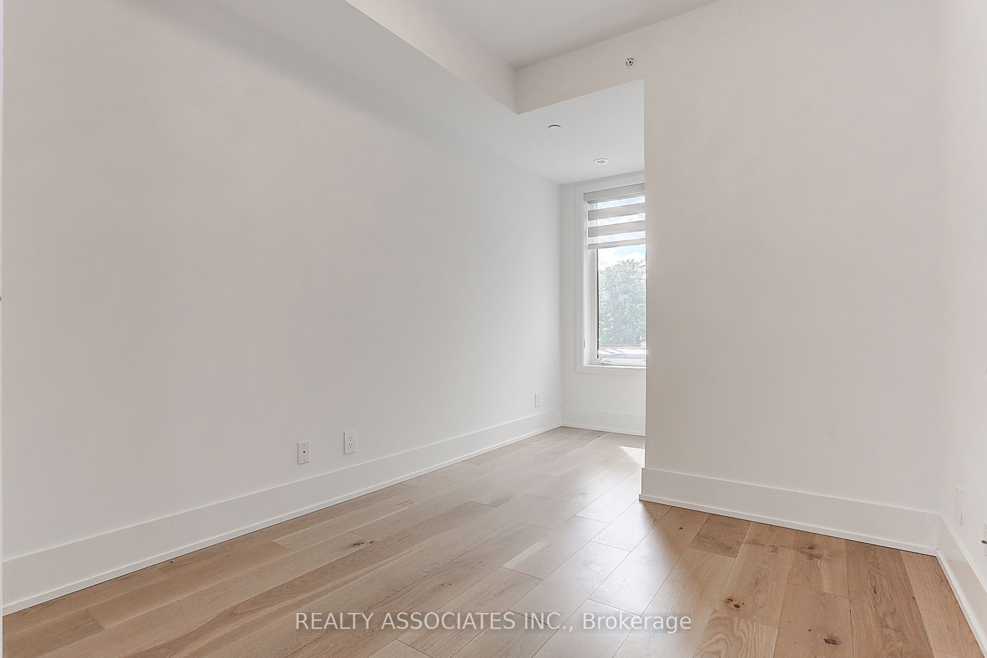 270 Davenport Road Th3 Property Photo 32
