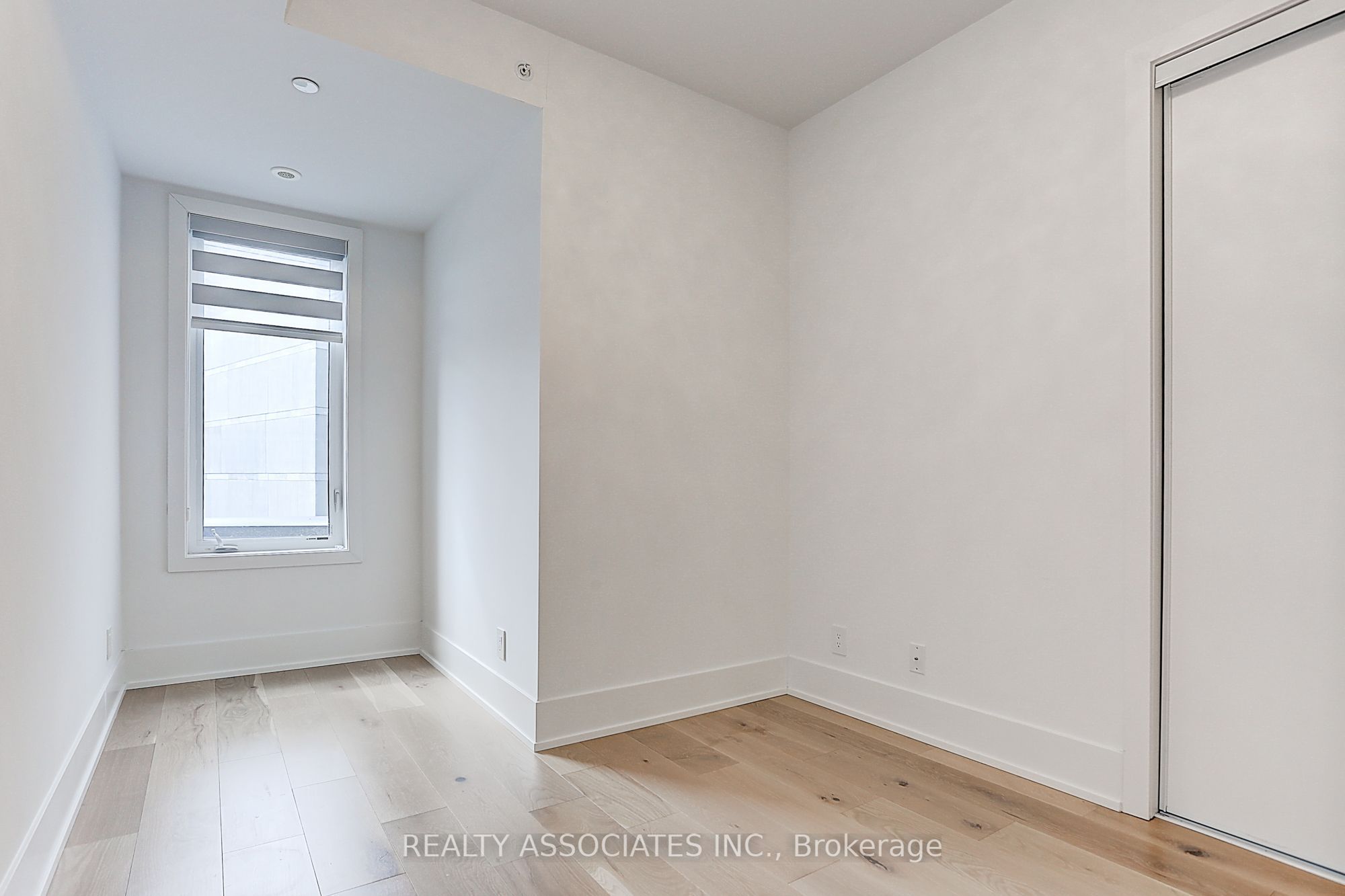 270 Davenport Road Th3 Property Photo 33
