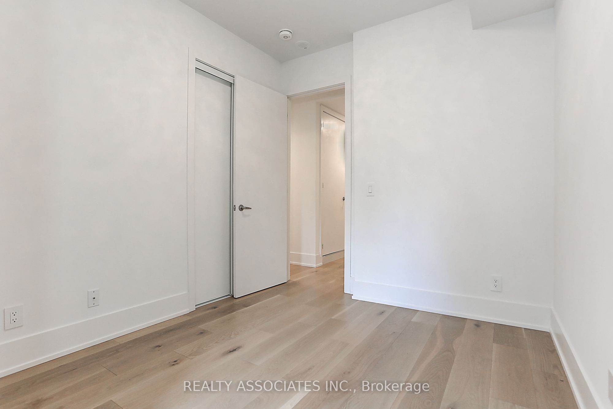 270 Davenport Road Th3 Property Photo 34