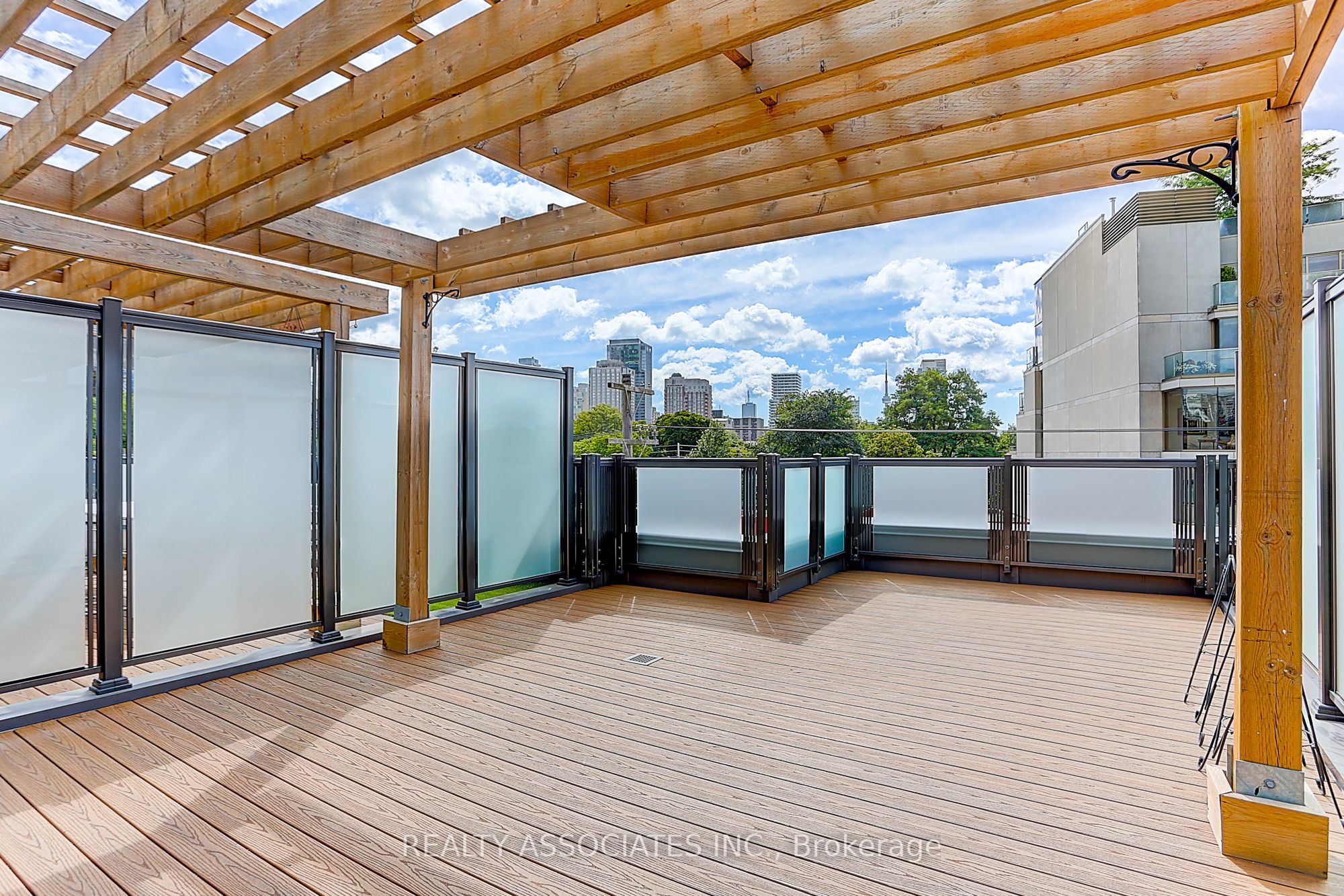 270 Davenport Road Th3 Property Photo 42