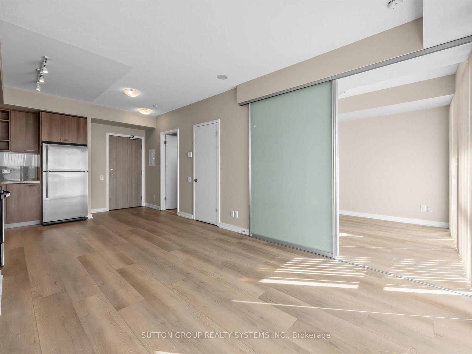70 Distillery Lane 907 Property Photo 15