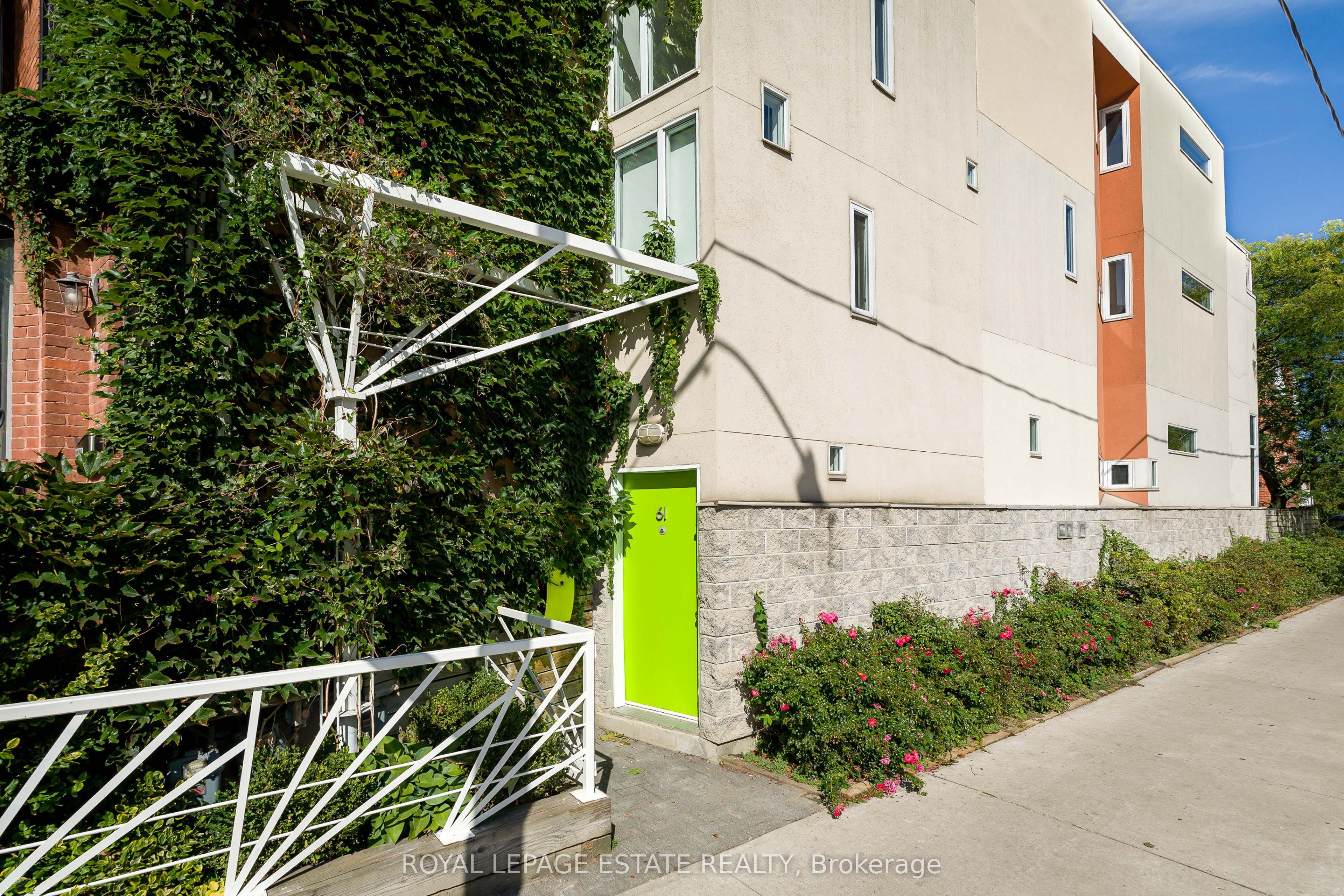61 Seaton Street Property Photo 1