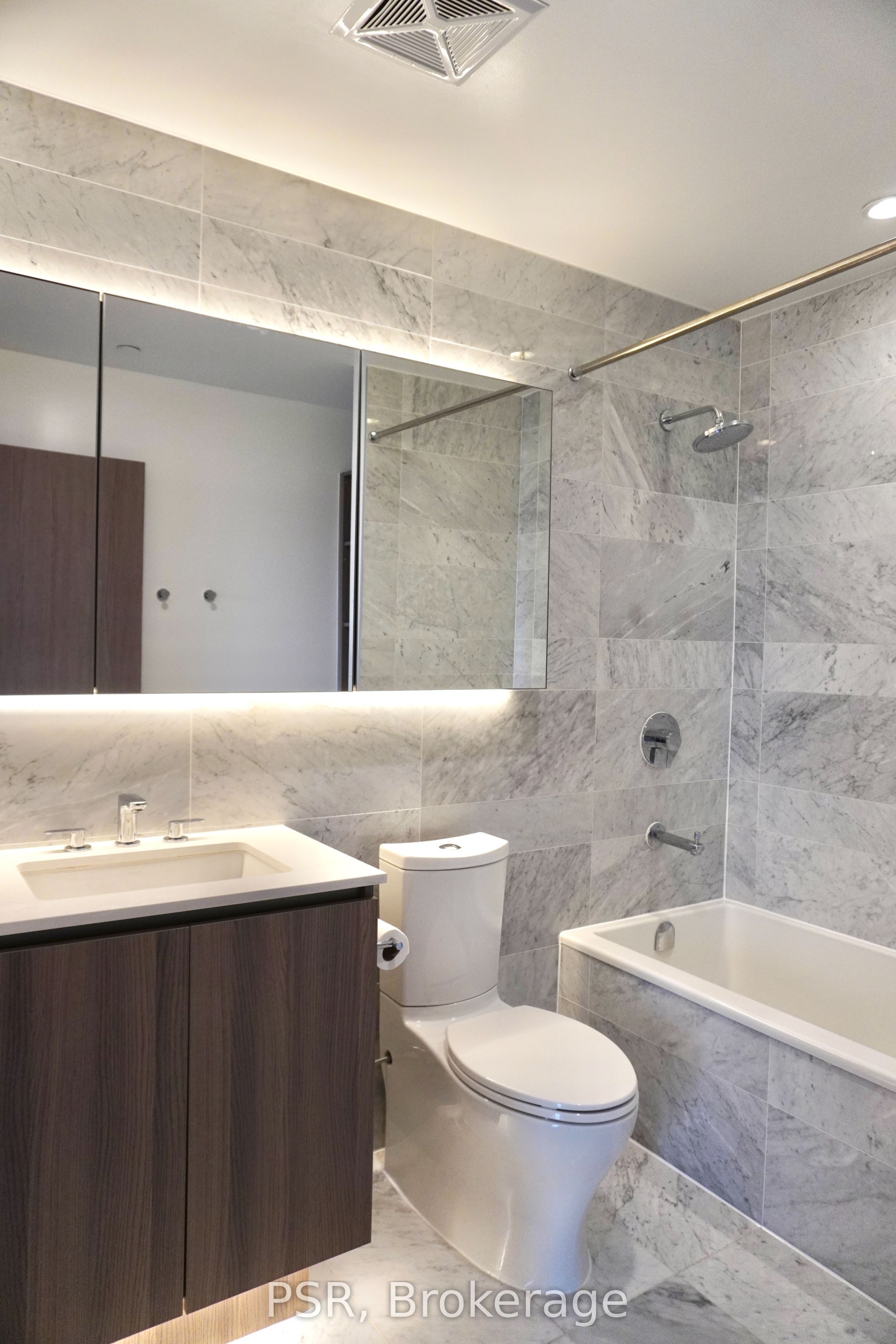 19 Bathurst Street 2911 Property Photo 3
