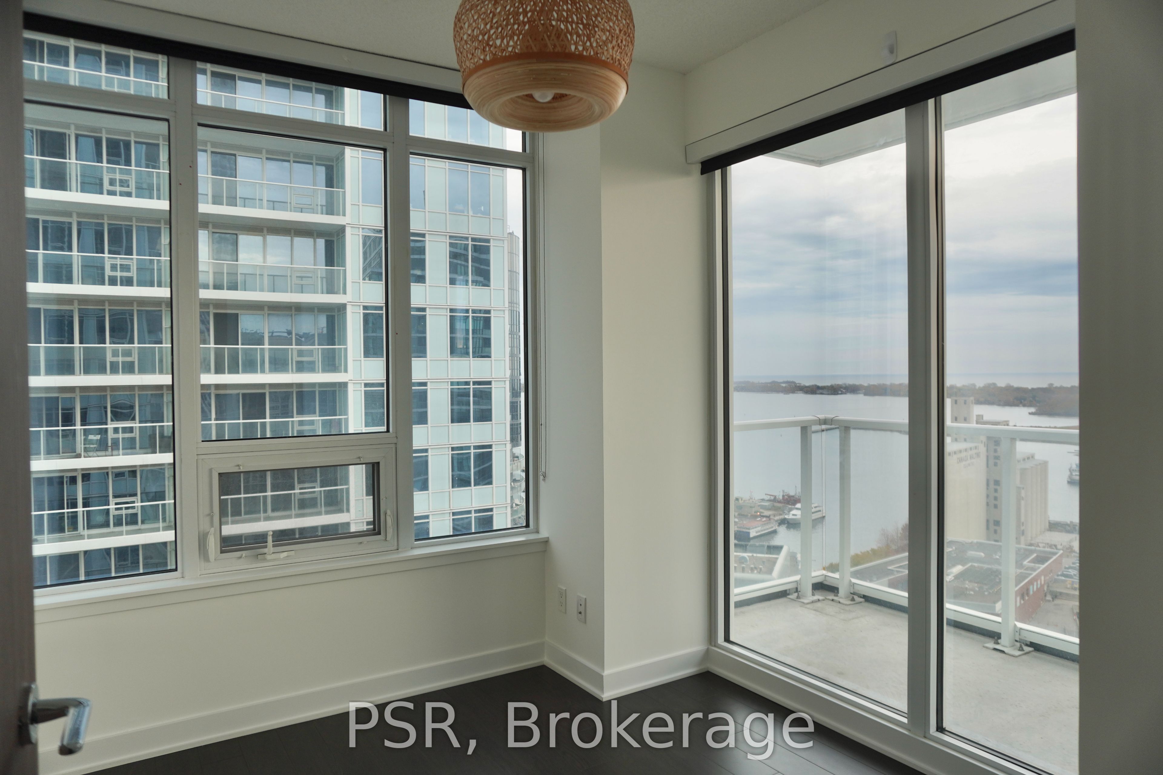 19 Bathurst Street 2911 Property Photo 8