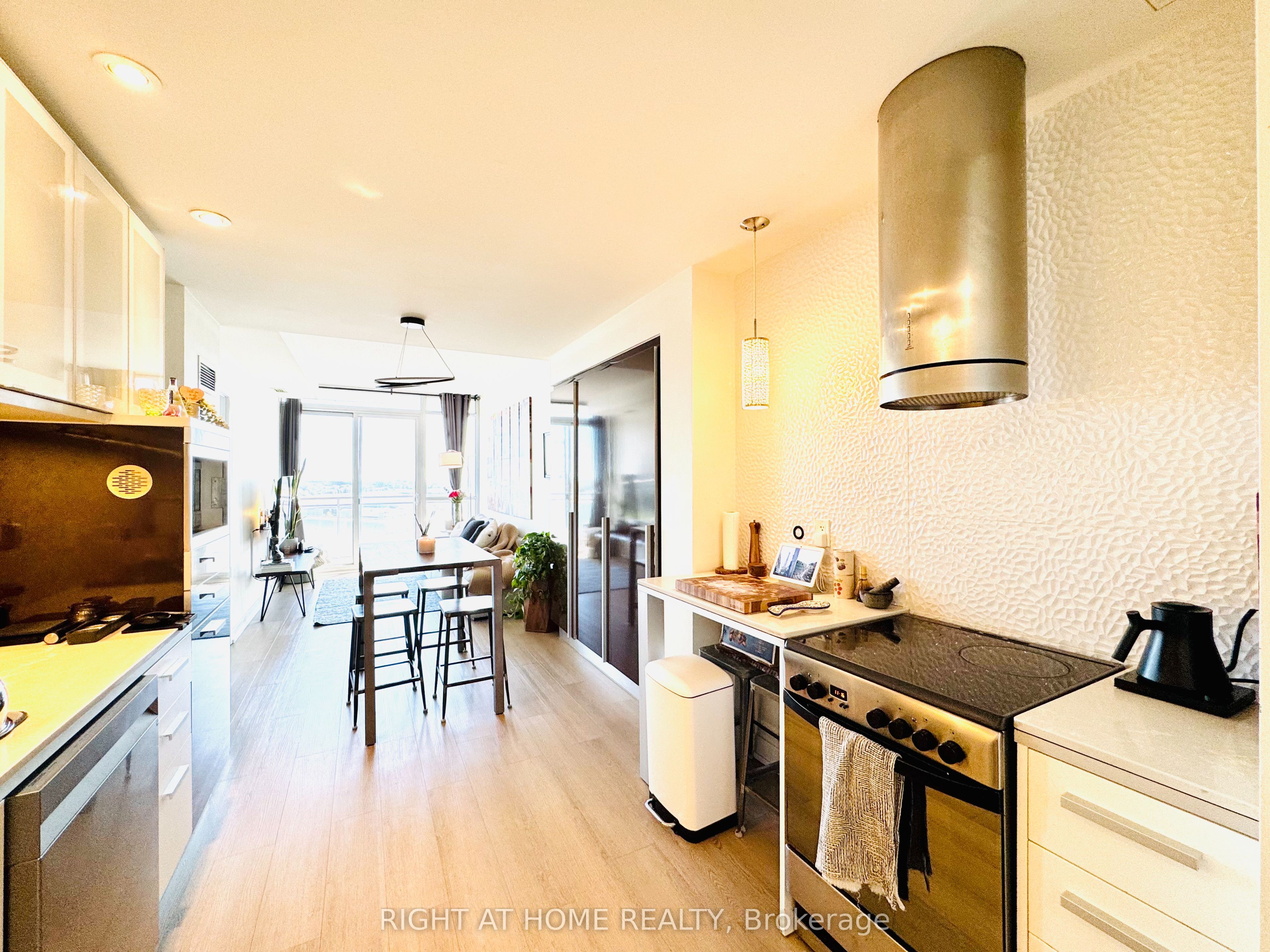 38 Dan Leckie Way 1815 Property Photo 13