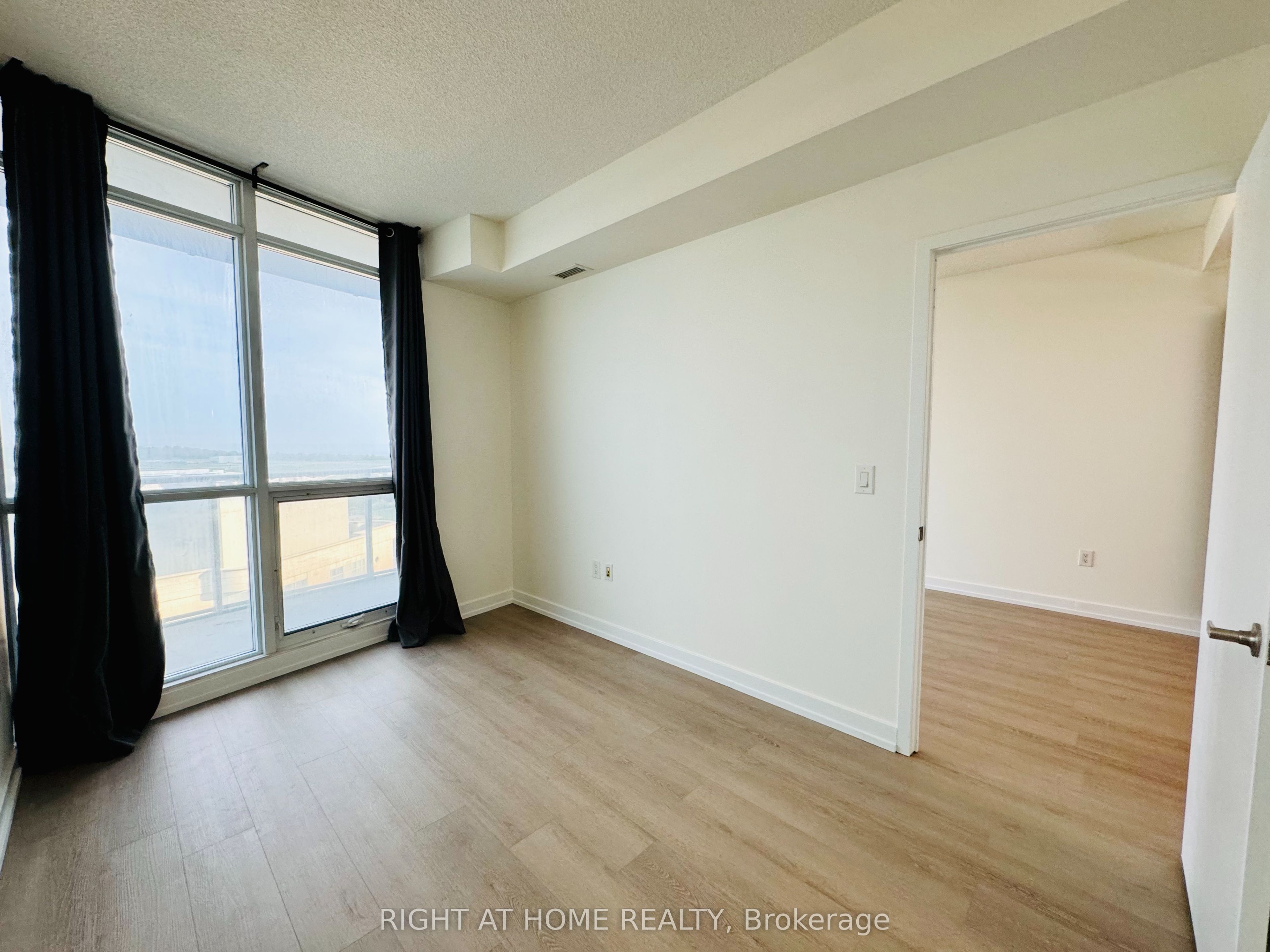 38 Dan Leckie Way 1815 Property Photo 33