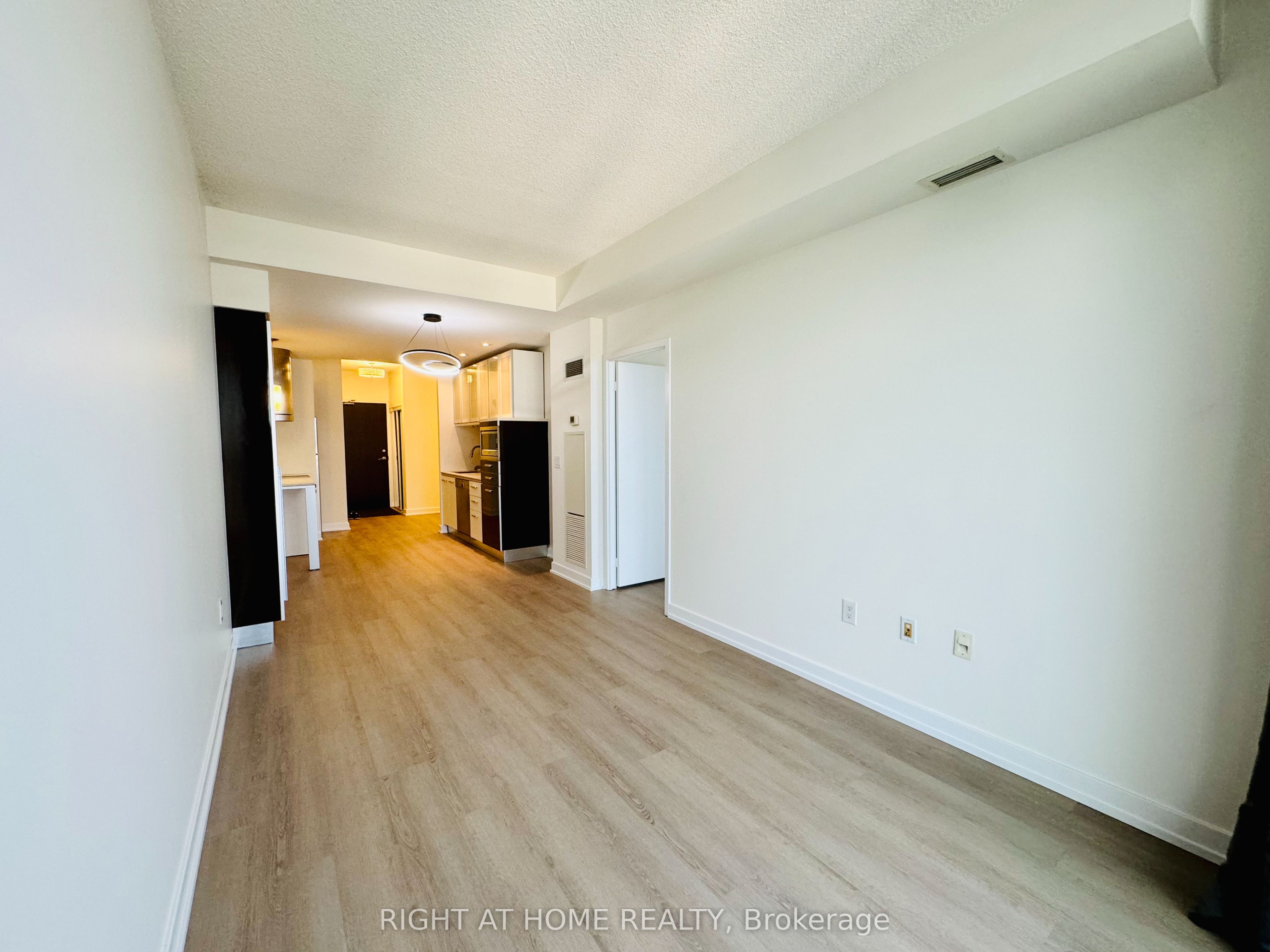38 Dan Leckie Way 1815 Property Photo 34