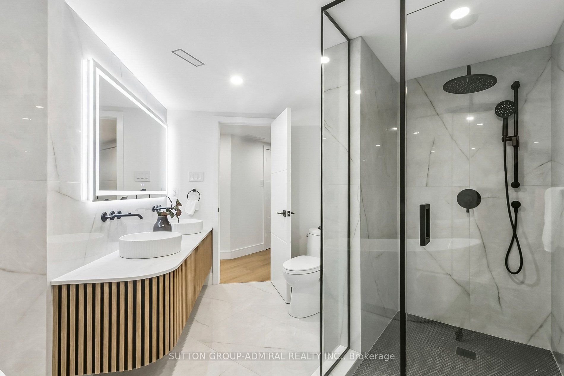 3900 Yonge Street 301 Property Photo 40