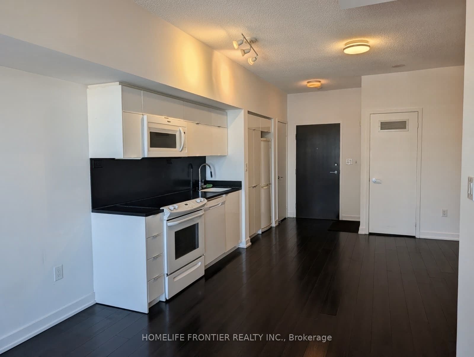 151 Dan Leckie Way 1017 Property Photo 6