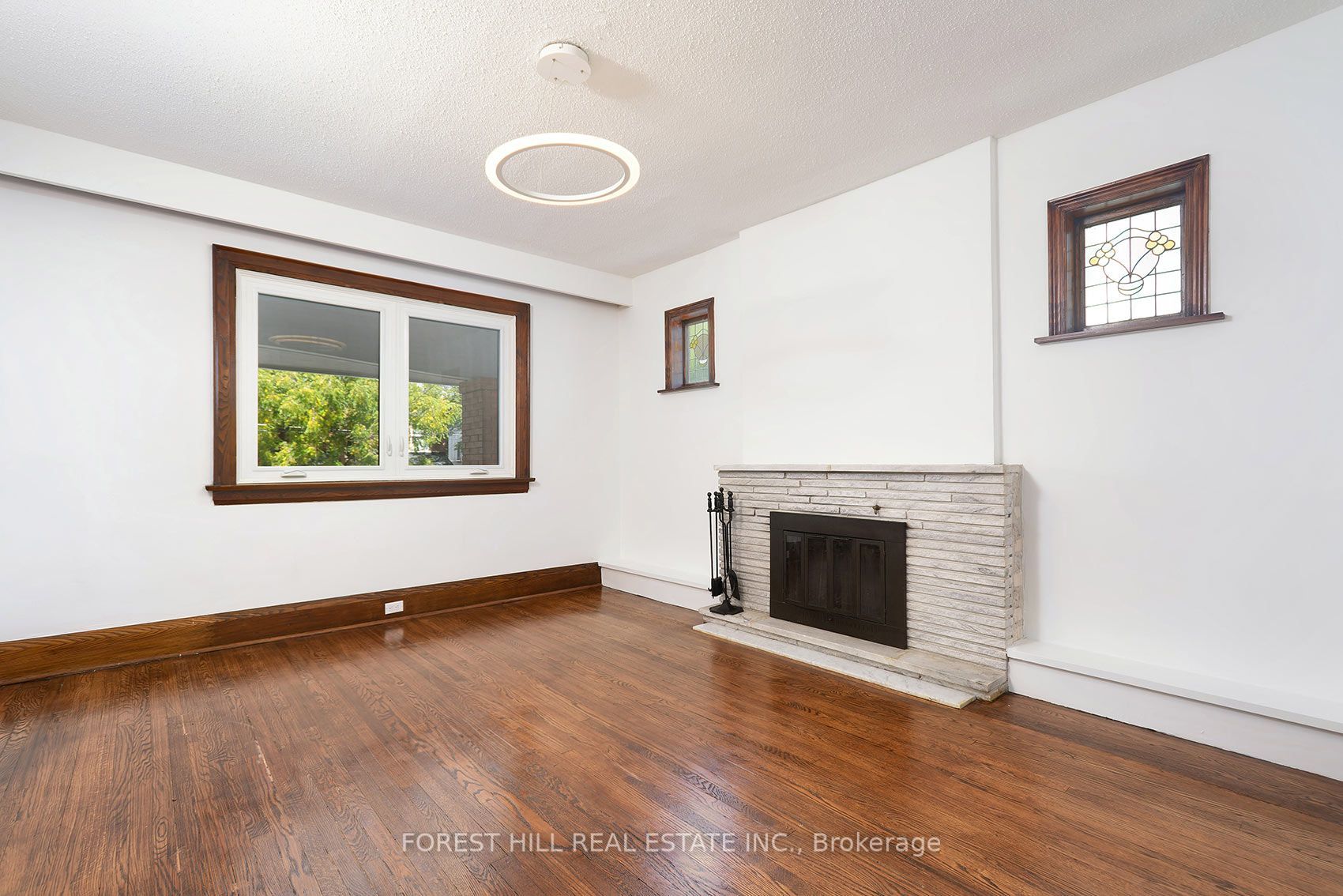 139 Craighurst Avenue Property Photo 6