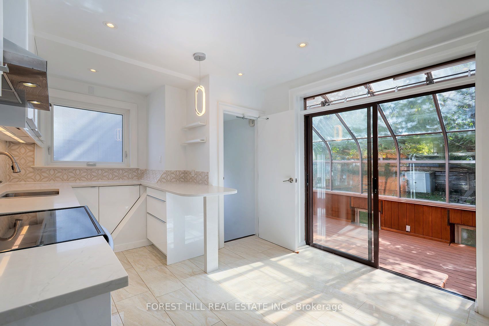 139 Craighurst Avenue Property Photo 12