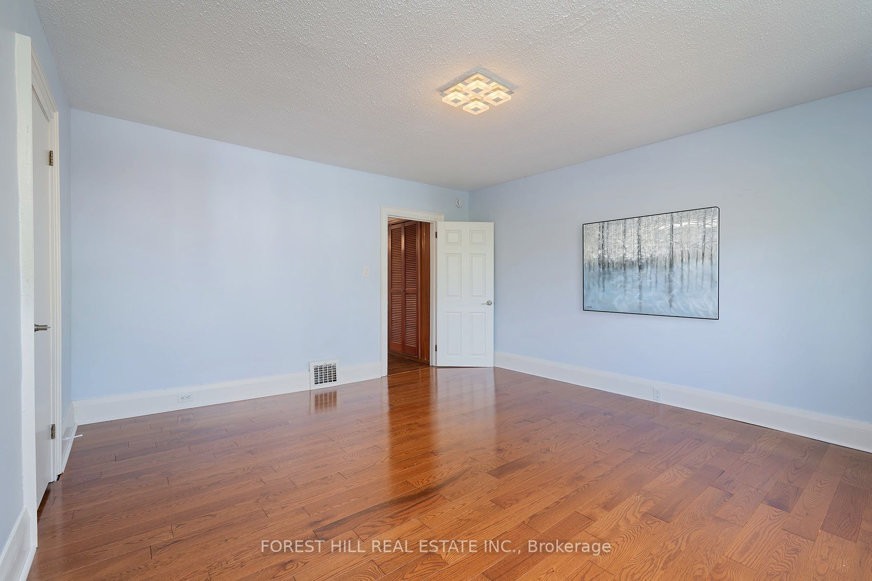 139 Craighurst Avenue Property Photo 24