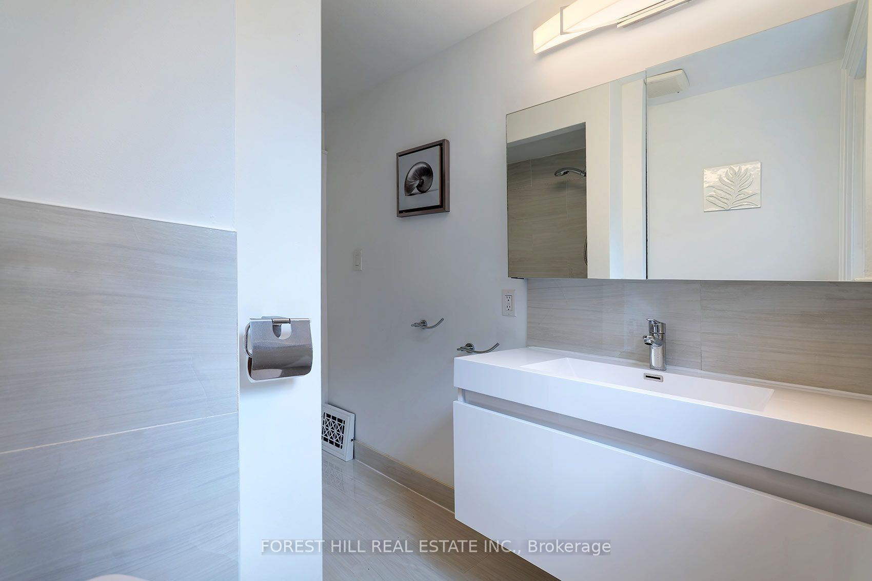 139 Craighurst Avenue Property Photo 33