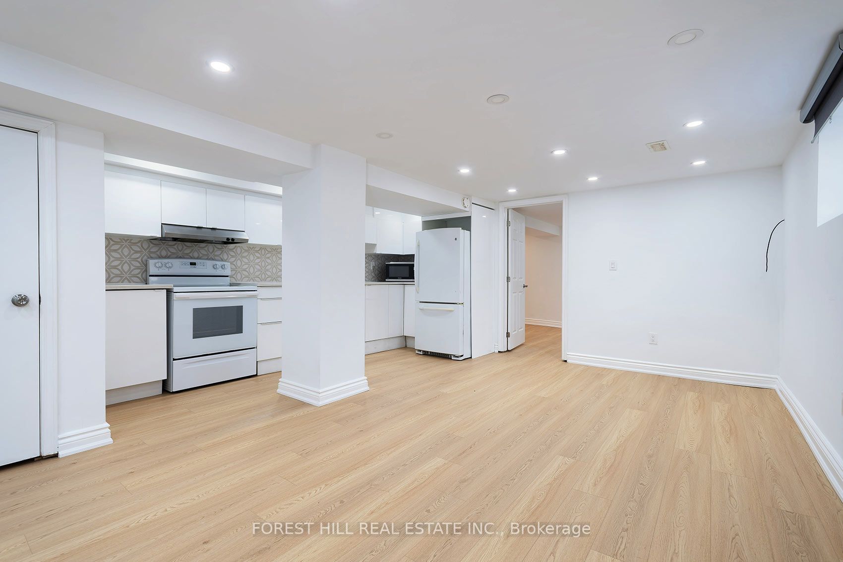 139 Craighurst Avenue Property Photo 36