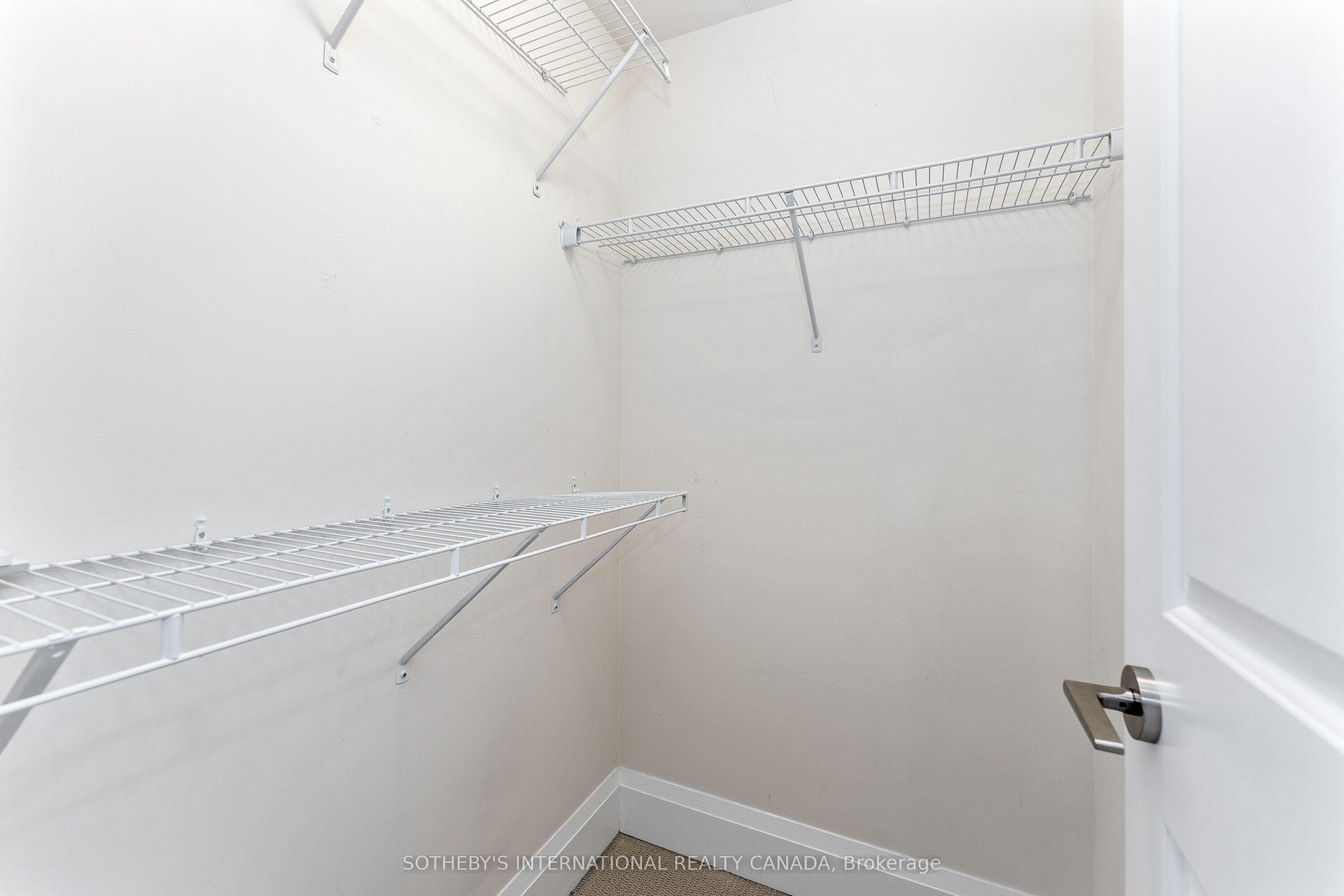 100 Harrison Garden Boulevard 824 Property Photo 21