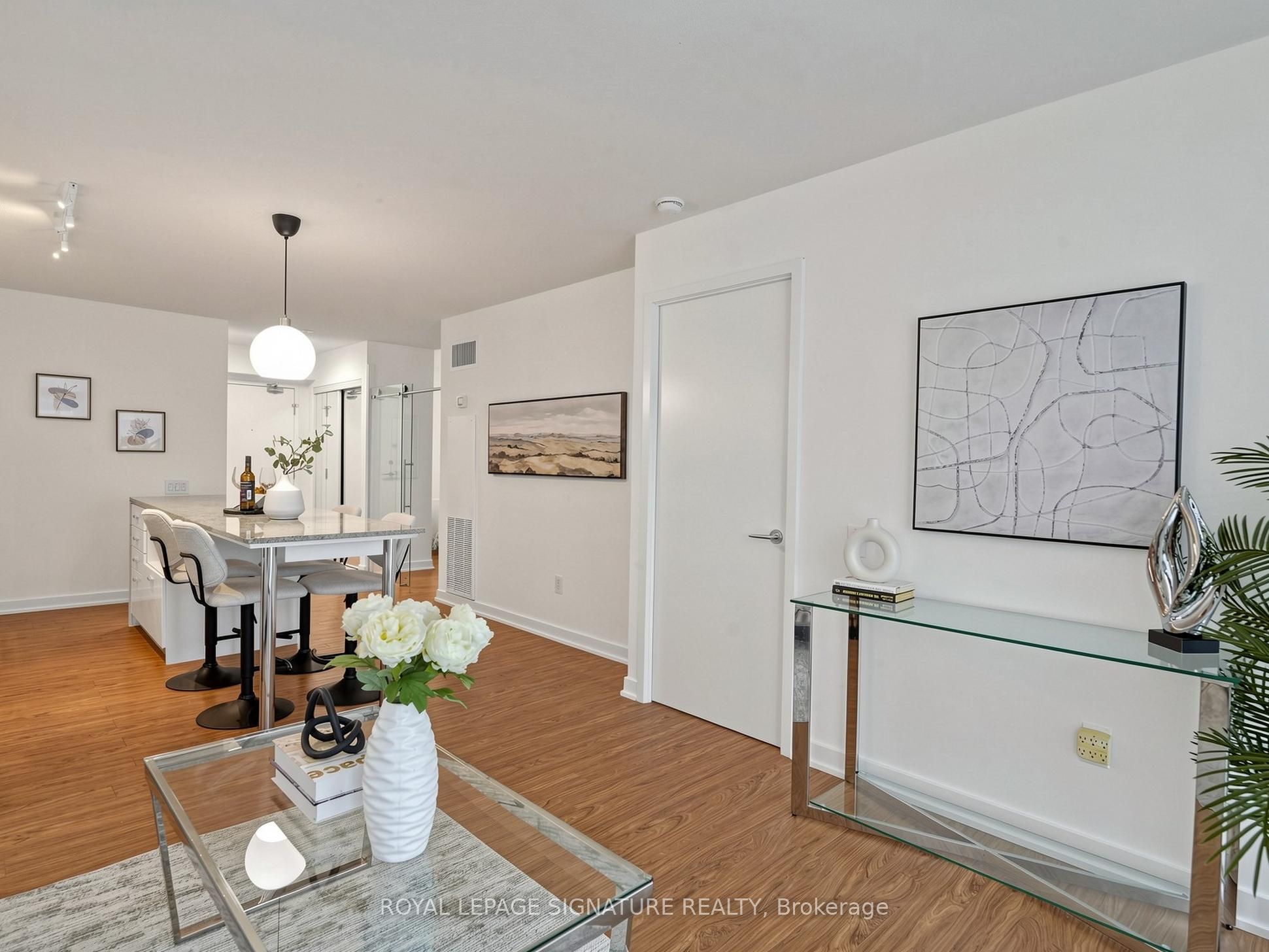 15 Singer Court 1211 Property Photo 16