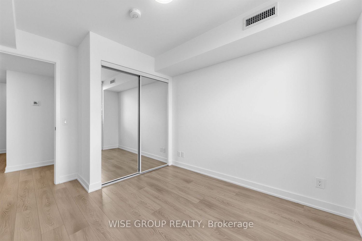 18 Tretti Way 1509 Property Photo 13