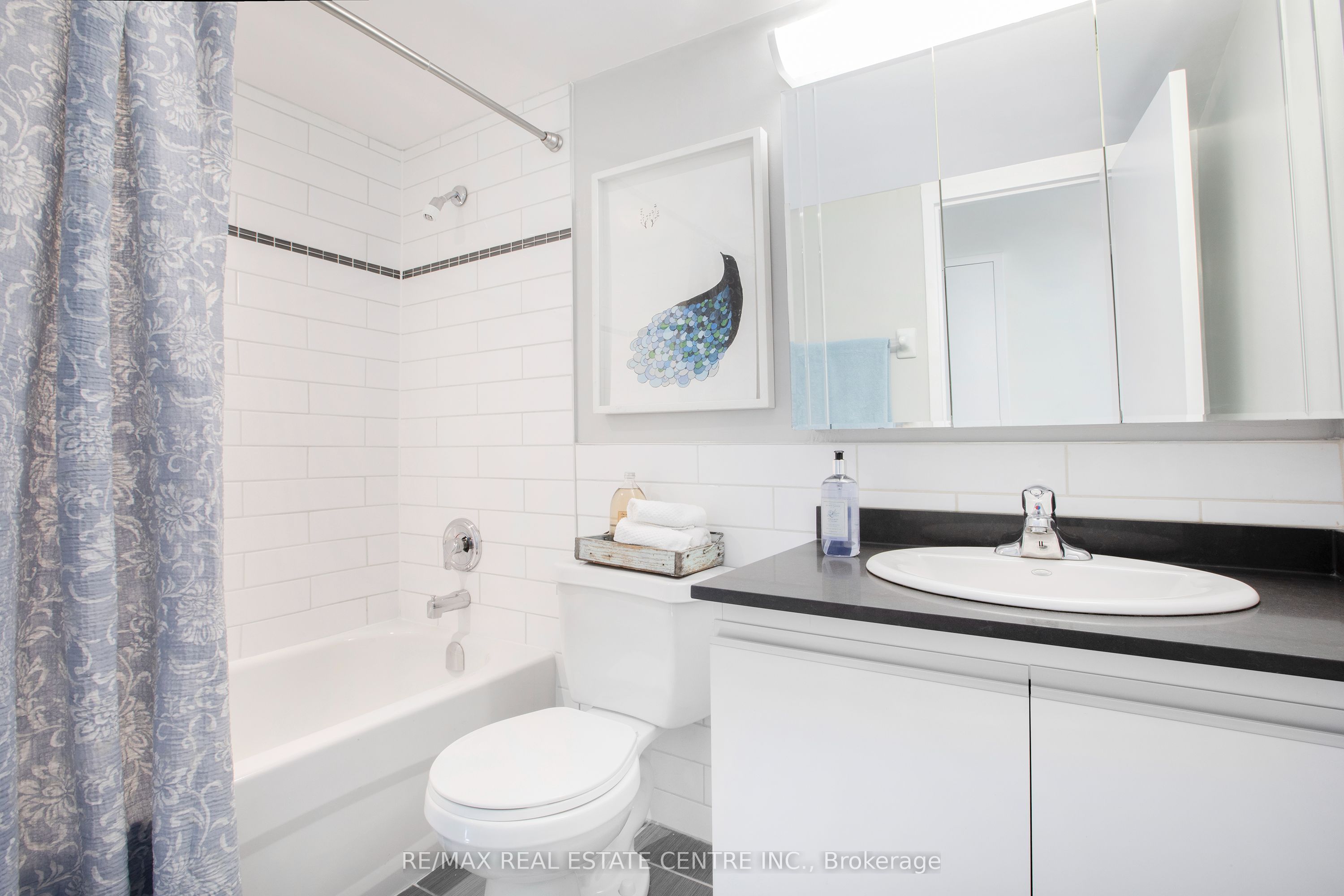 50 Graydon Hall Drive 304 Property Photo 15