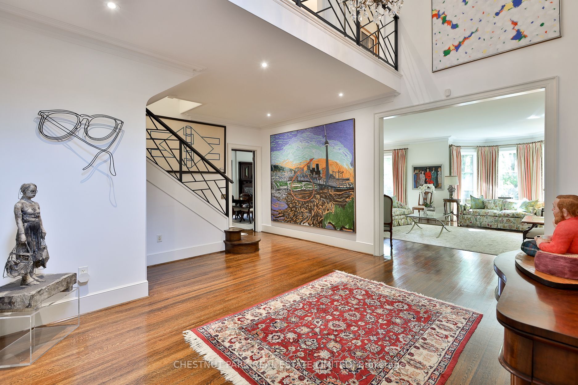 12 Shorncliffe Avenue Property Photo 3
