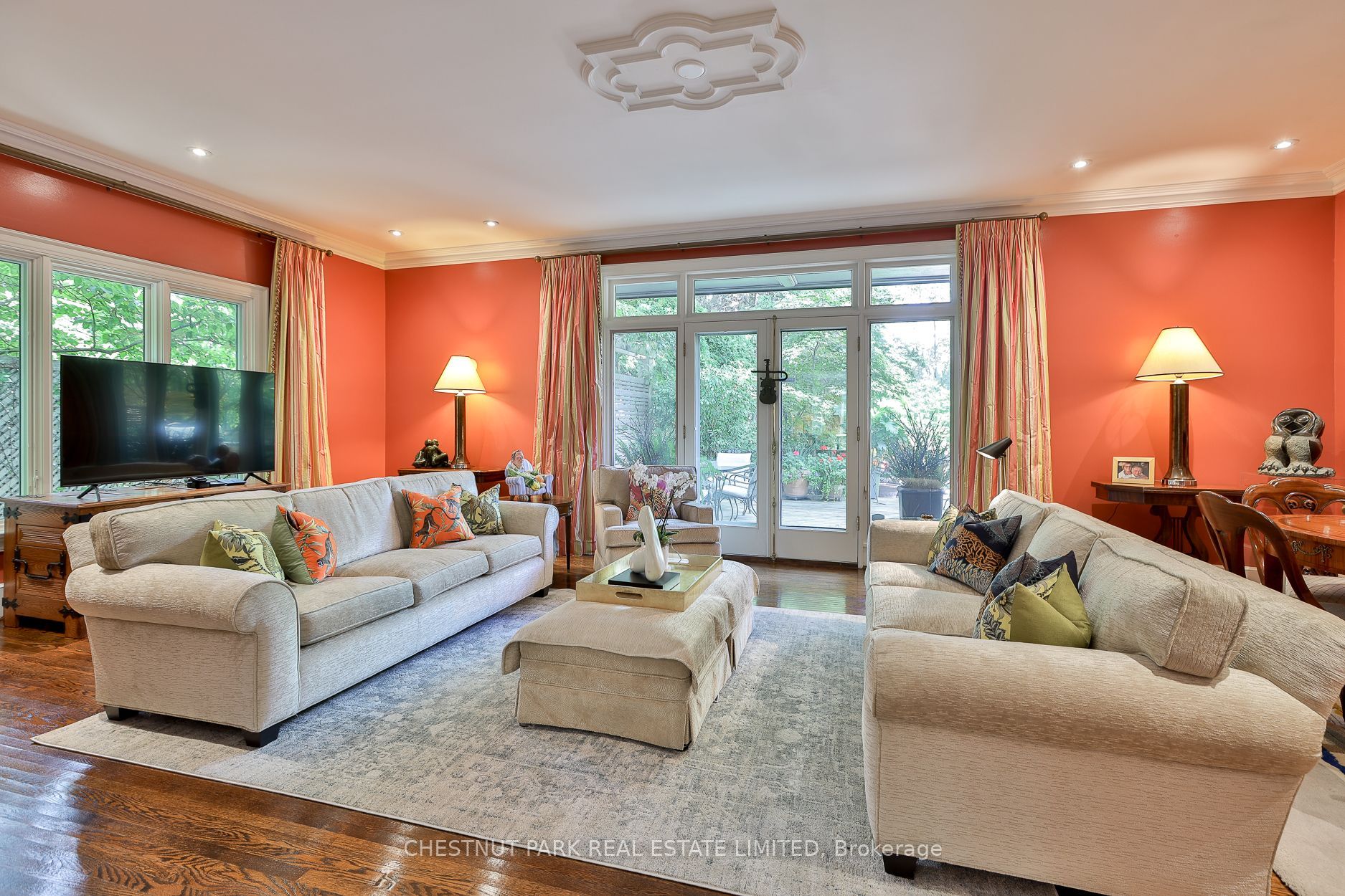 12 Shorncliffe Avenue Property Photo 13