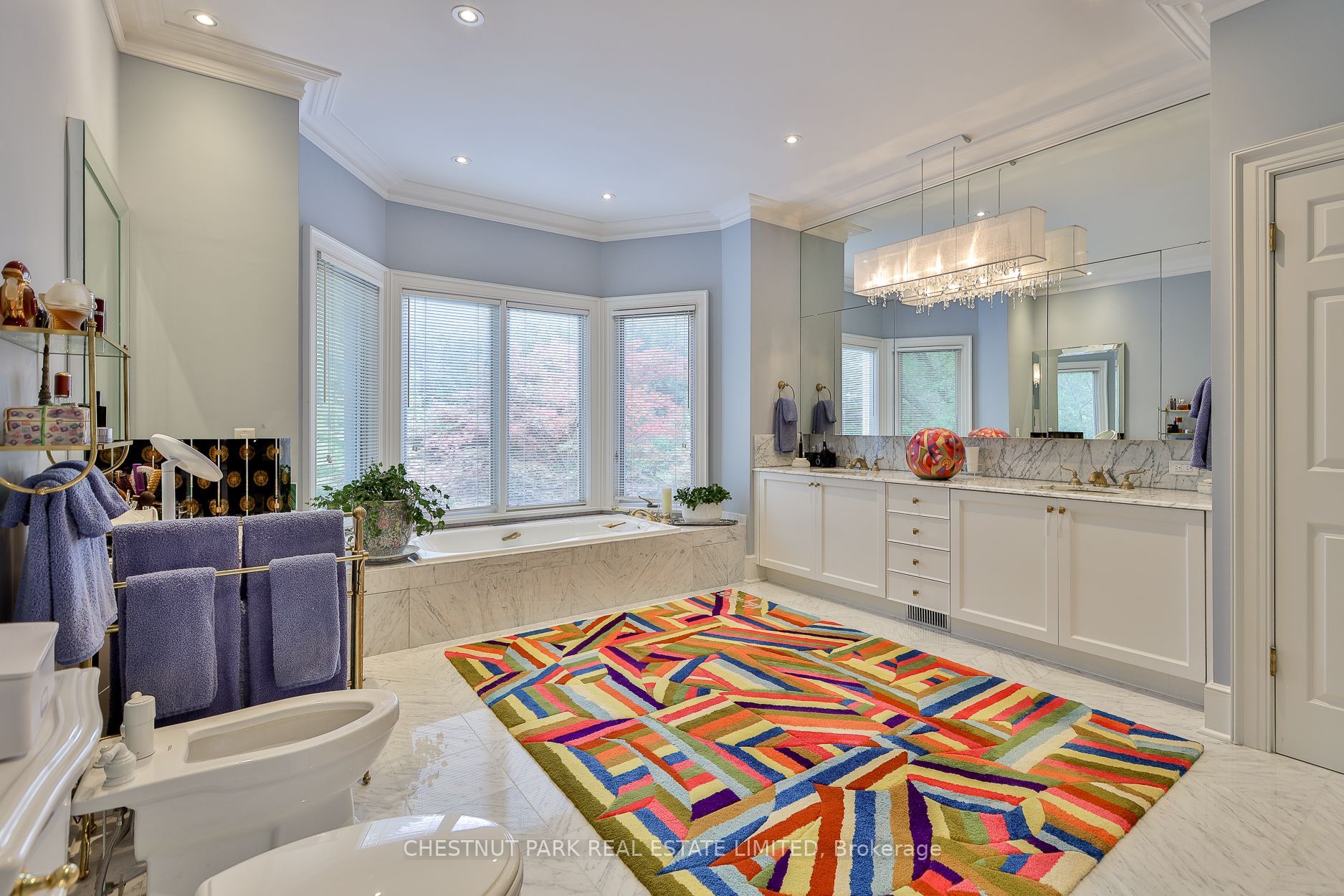 12 Shorncliffe Avenue Property Photo 24