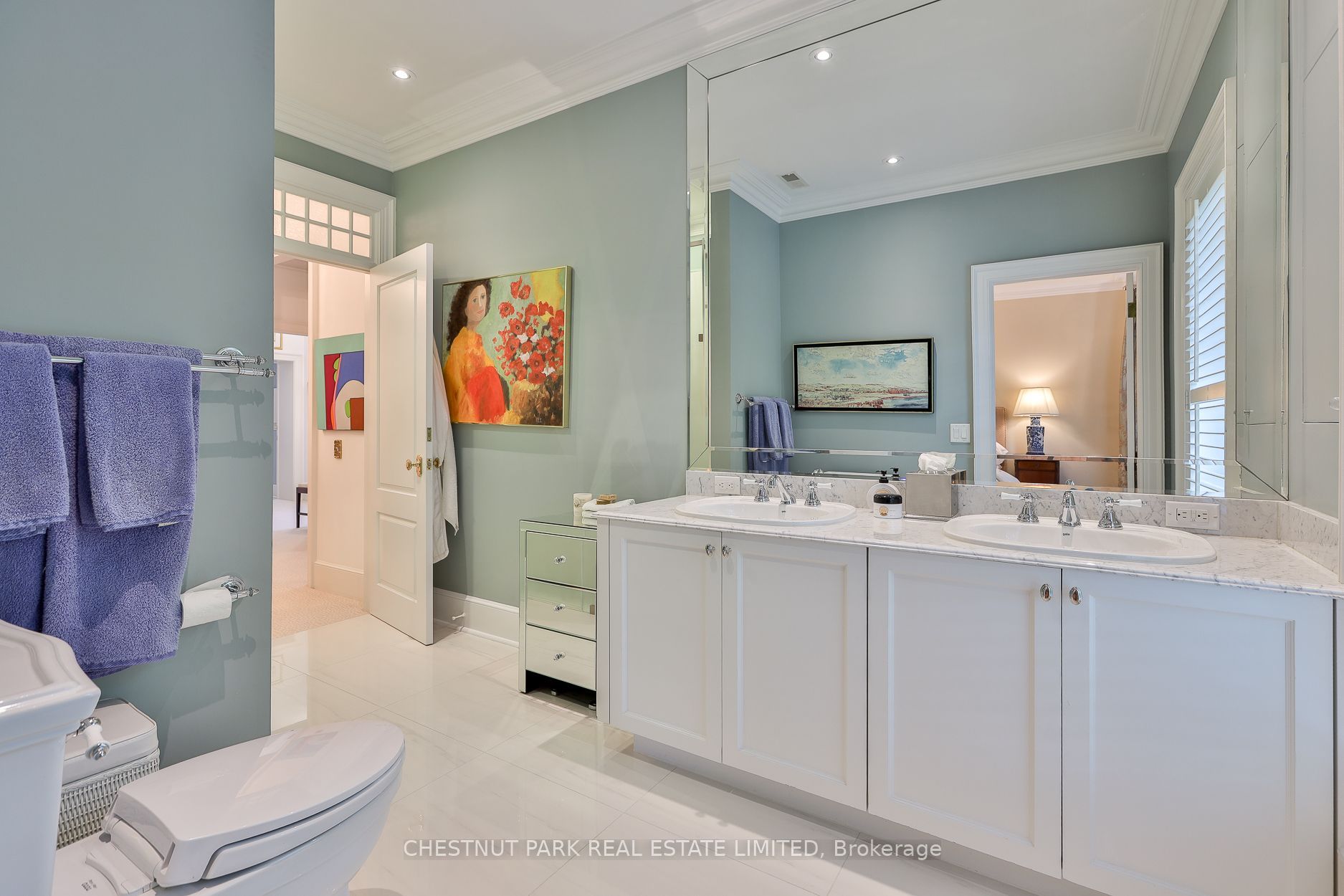 12 Shorncliffe Avenue Property Photo 28