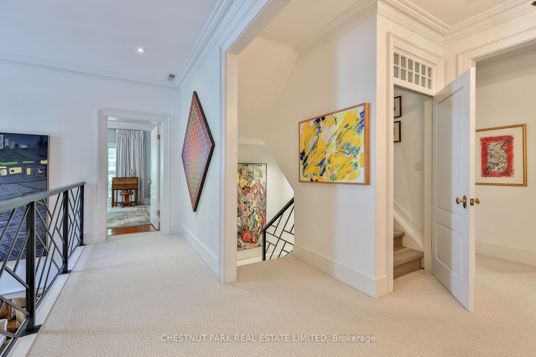 12 Shorncliffe Avenue Property Photo 31
