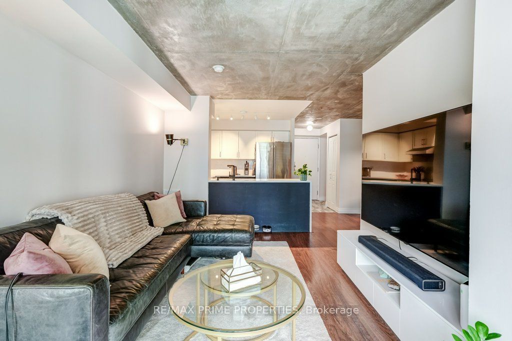 323 E Richmond Street 1009 Property Photo 11