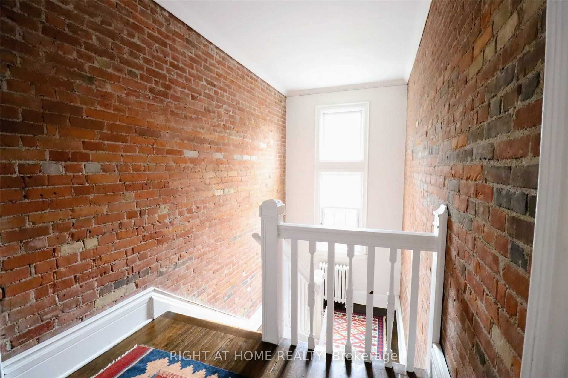 291 Ontario Street 5 Property Photo 13