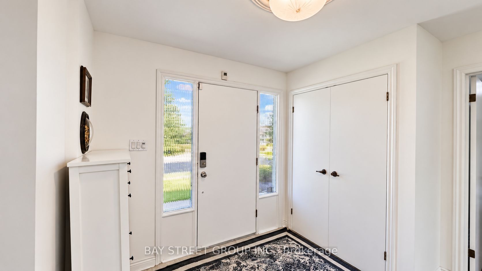5 Elmira Court 201 Property Photo 3