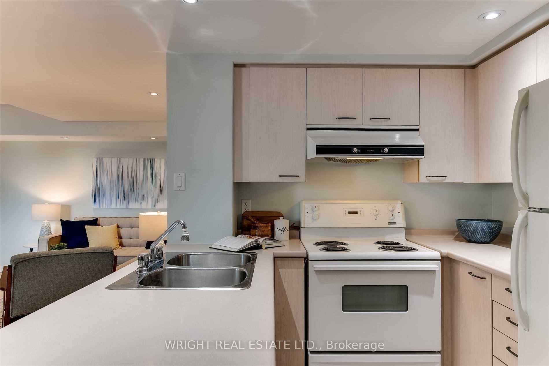 8 Oxford Street 306 Property Photo 14