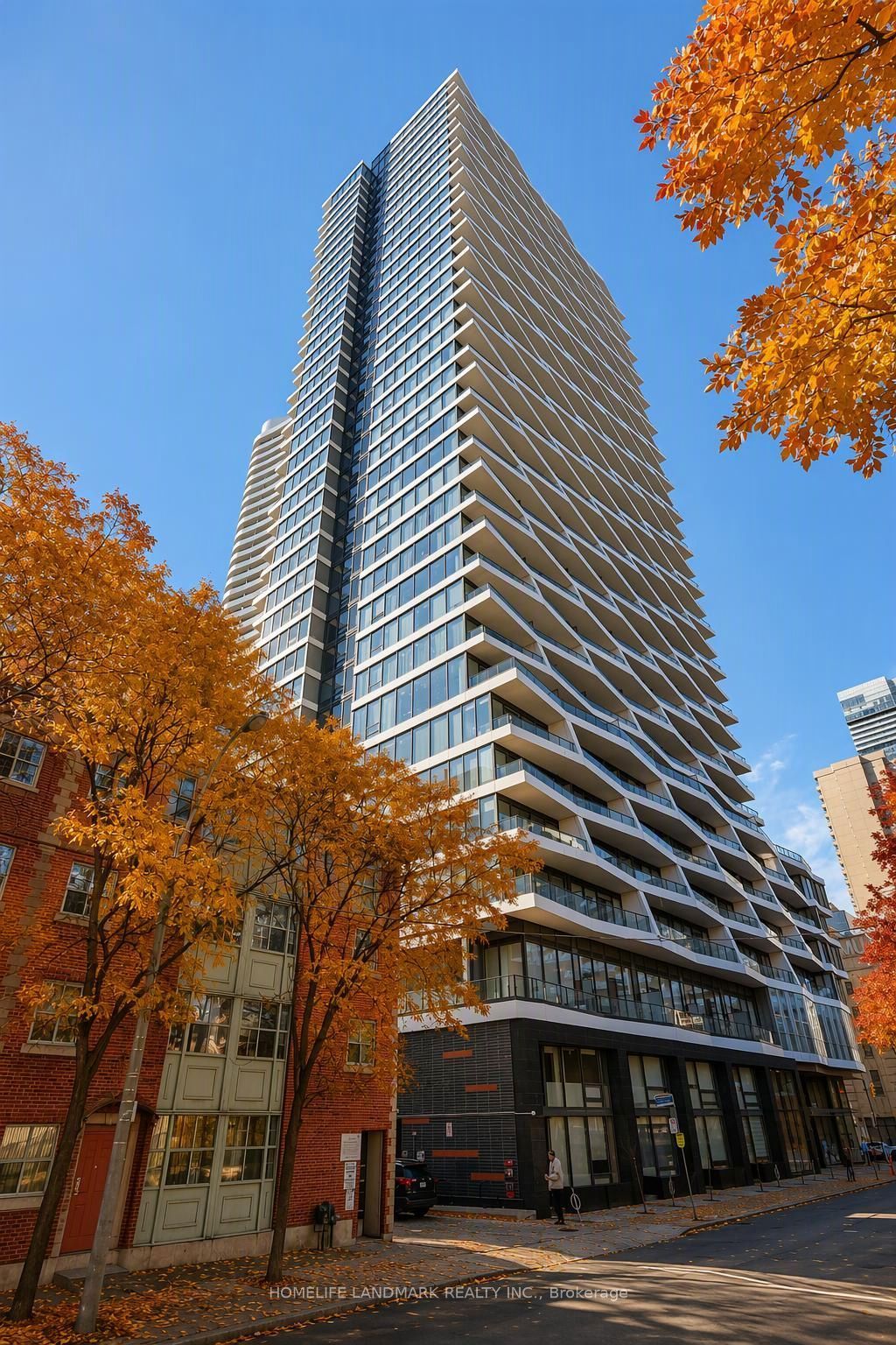 85 Wood Street 2117 Property Photo 1