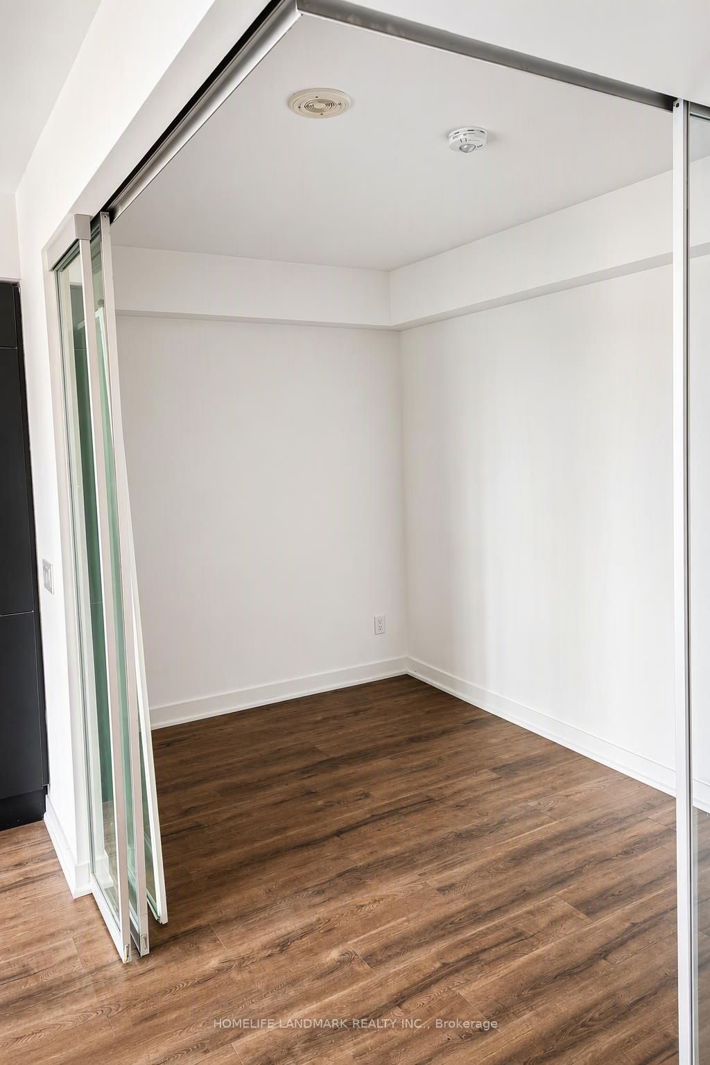 85 Wood Street 2117 Property Photo 7