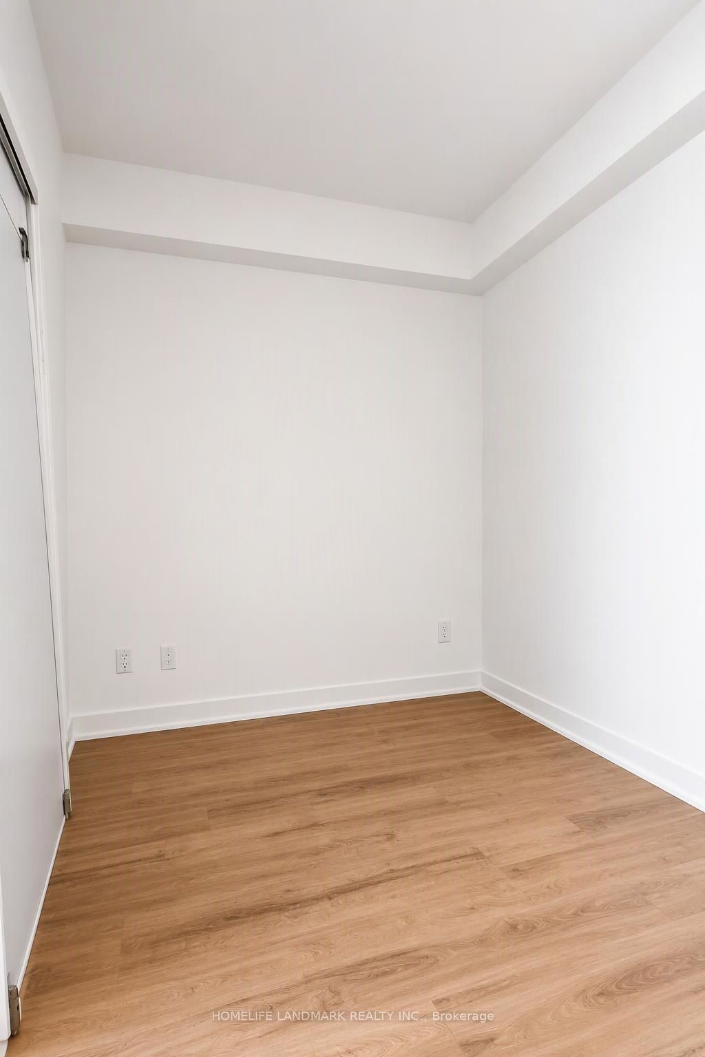 85 Wood Street 2117 Property Photo 8