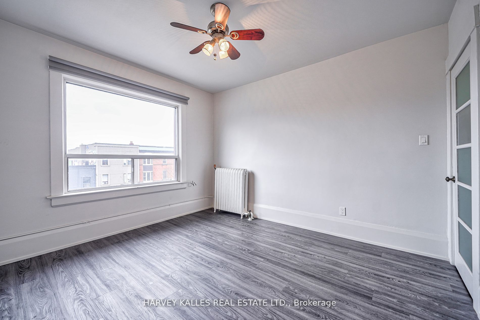1072 St Clair Avenue W 1 Property Photo 21