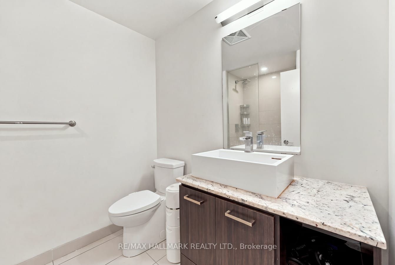 170 Chiltern Hill Road 507 Property Photo 3