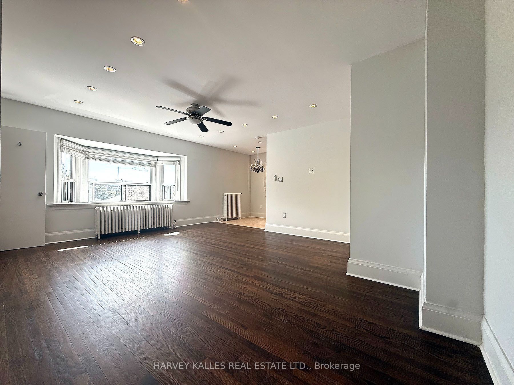 858 Davenport Road 201 Property Photo 5