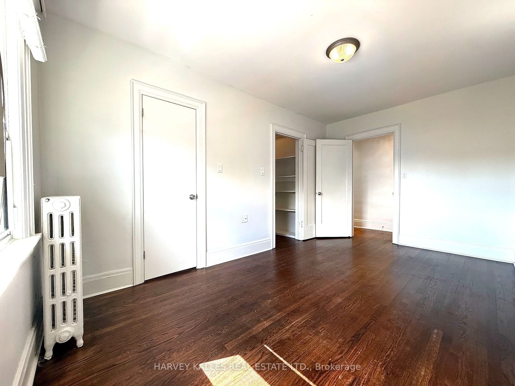 858 Davenport Road 201 Property Photo 8