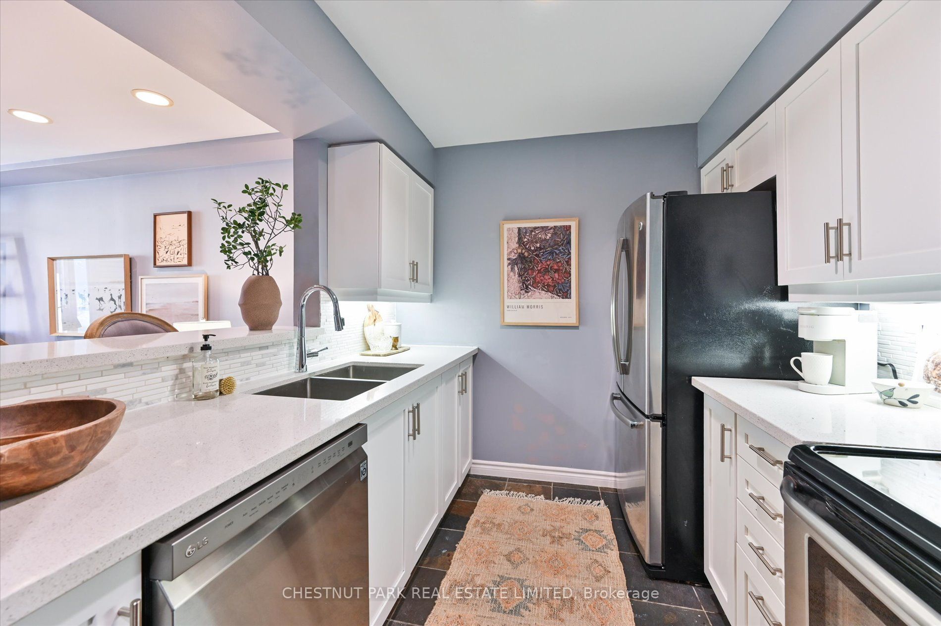 1750 Bayview Avenue 406 Property Photo 1