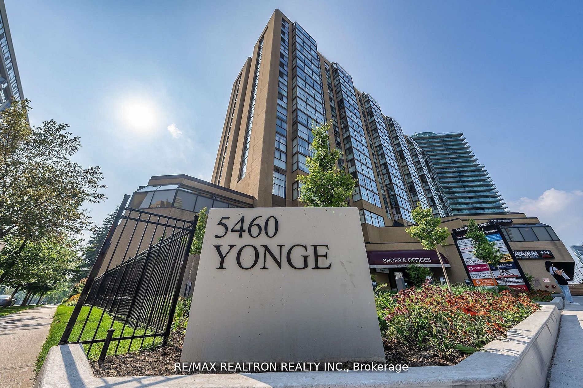 5460 Yonge Street 611 Property Photo 1
