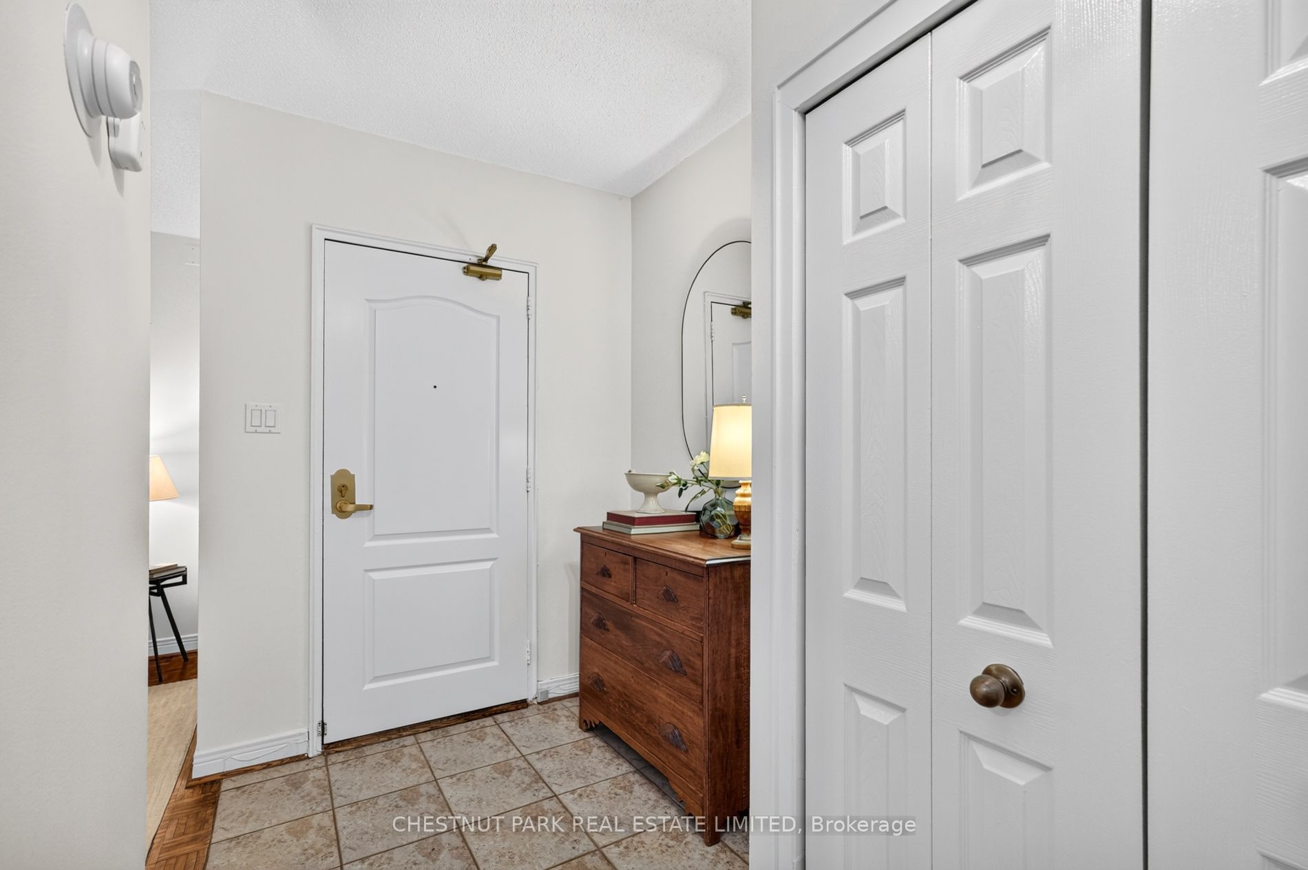 21 Dale Avenue 502 Property Photo 3