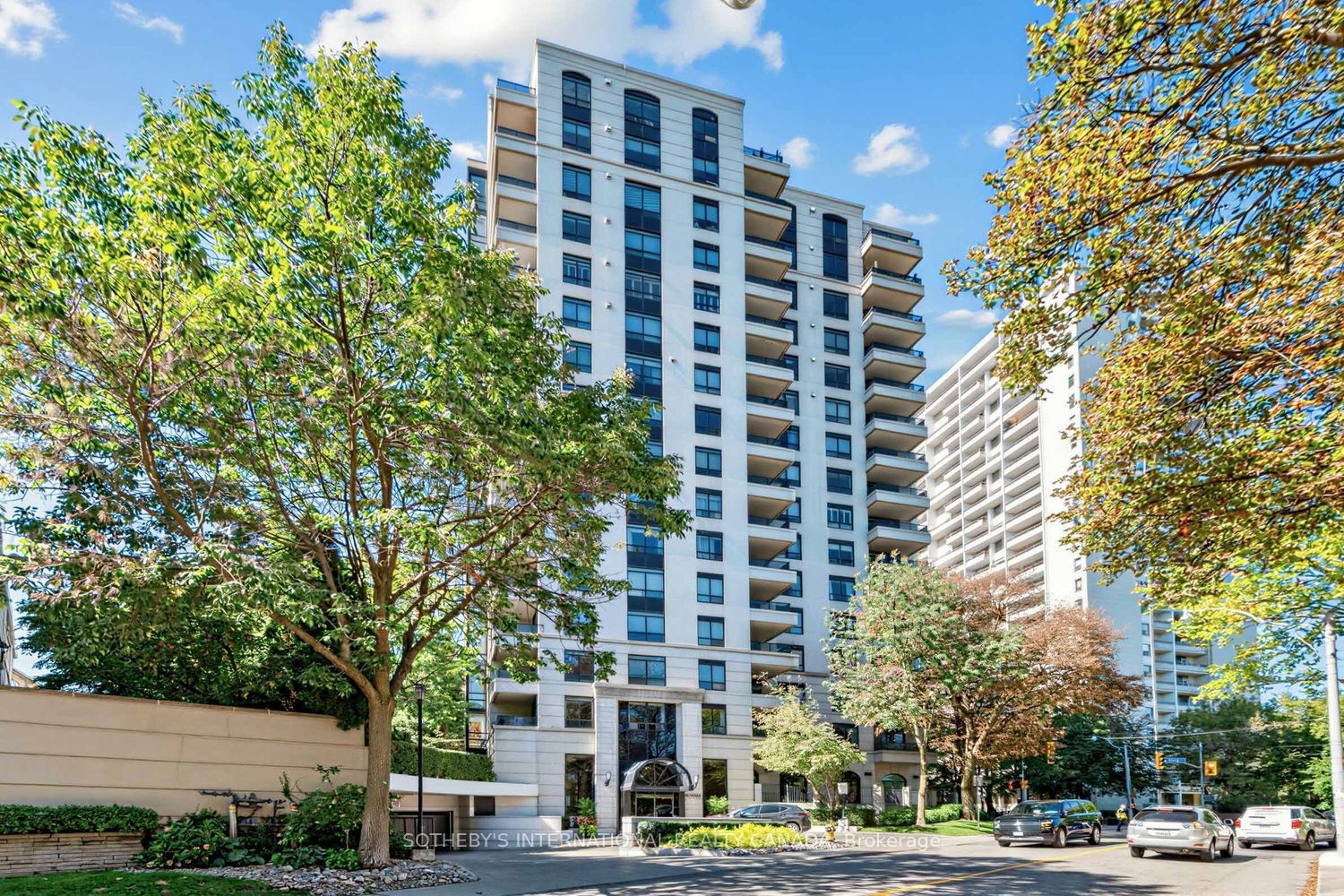 38 Avoca Avenue 704