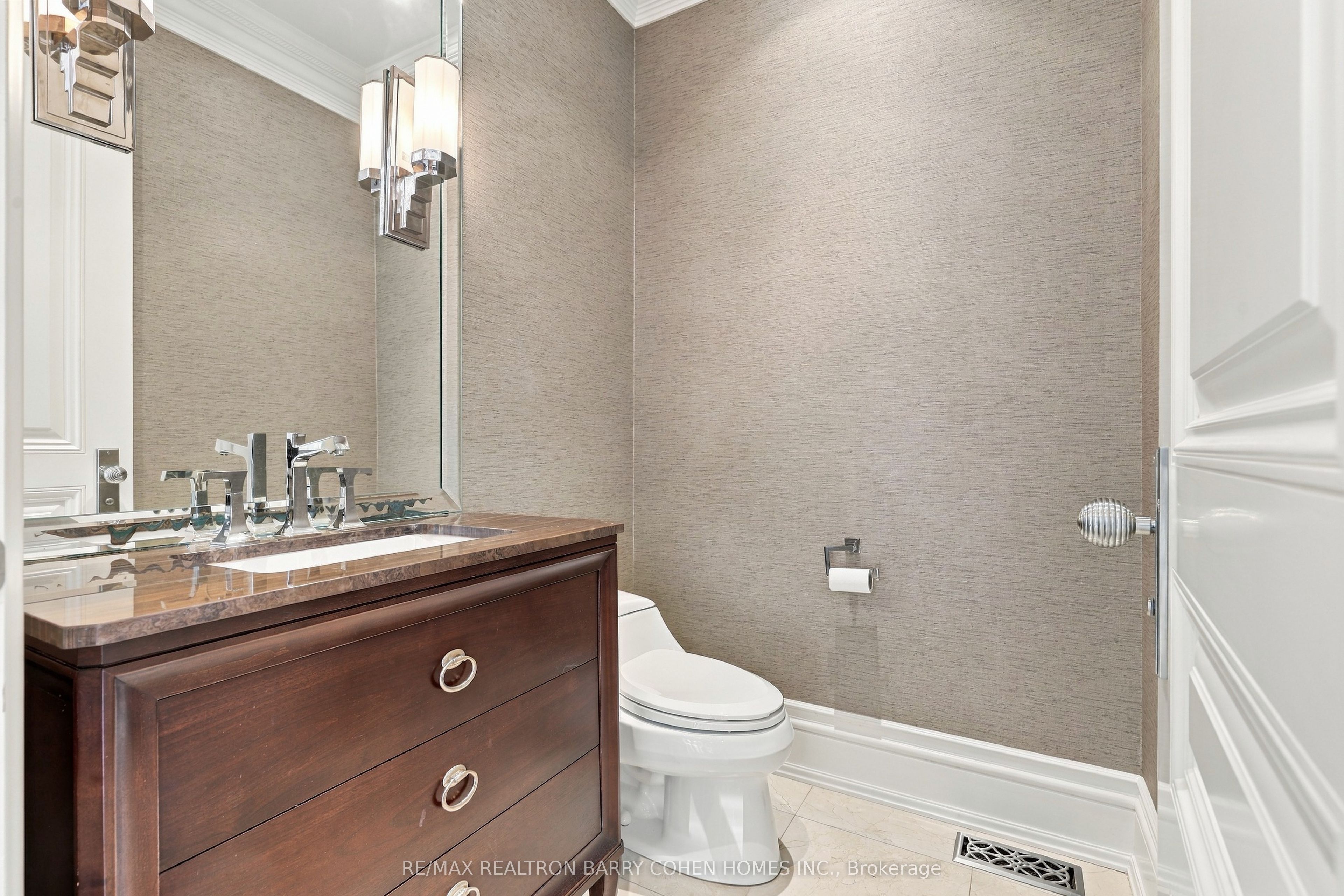 11 Doon Road Property Photo 14