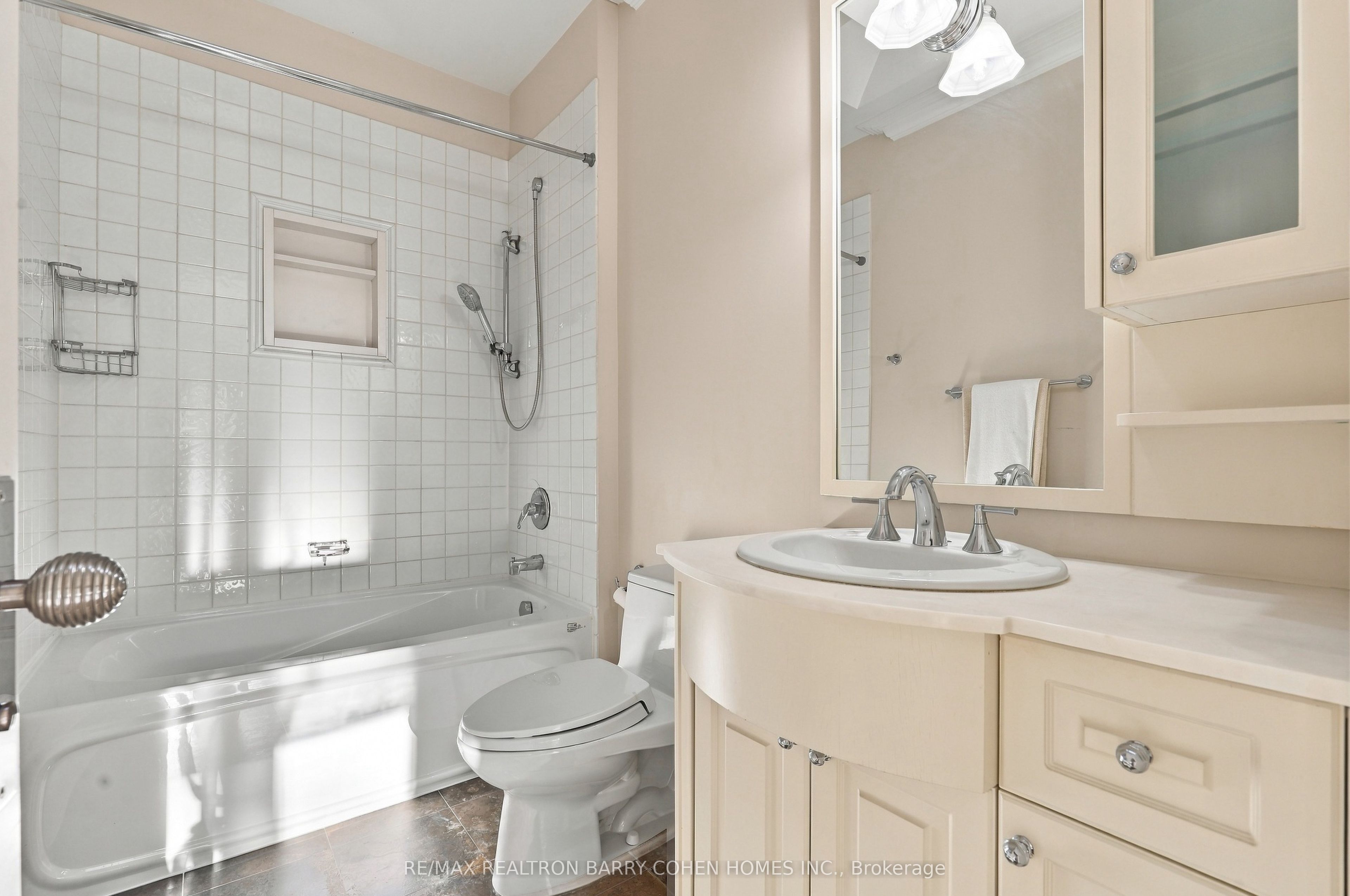 11 Doon Road Property Photo 23