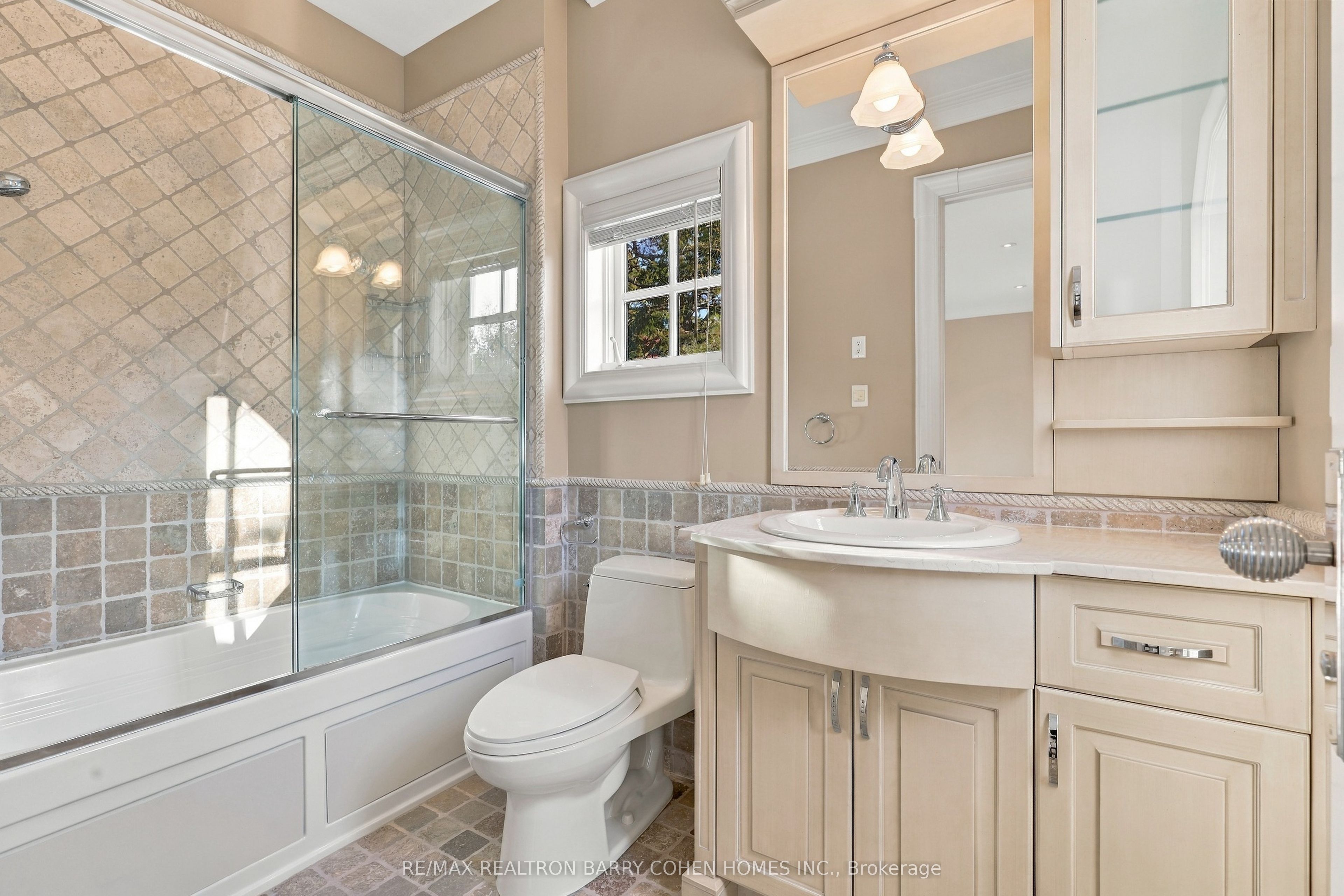 11 Doon Road Property Photo 26