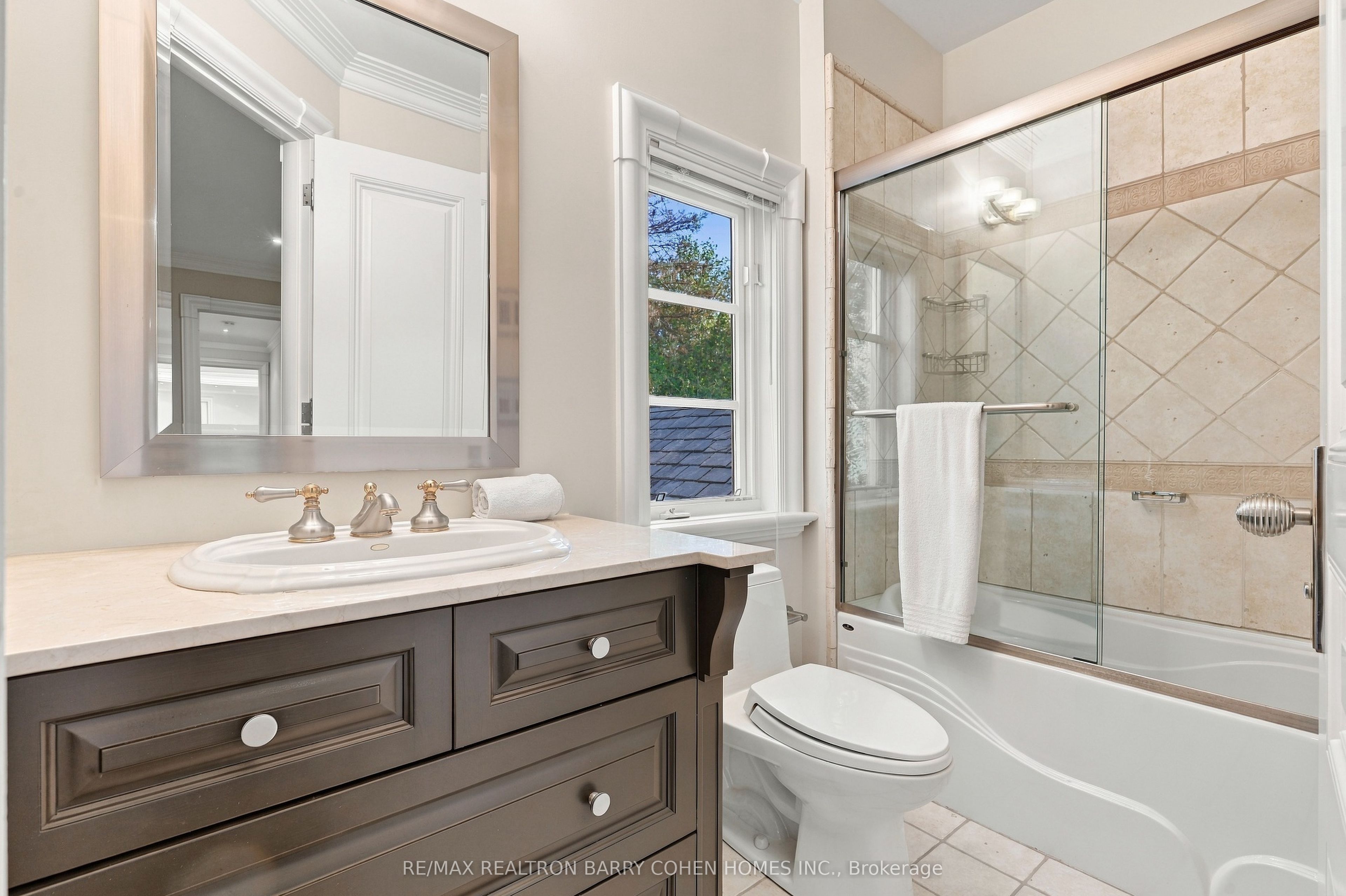 11 Doon Road Property Photo 28