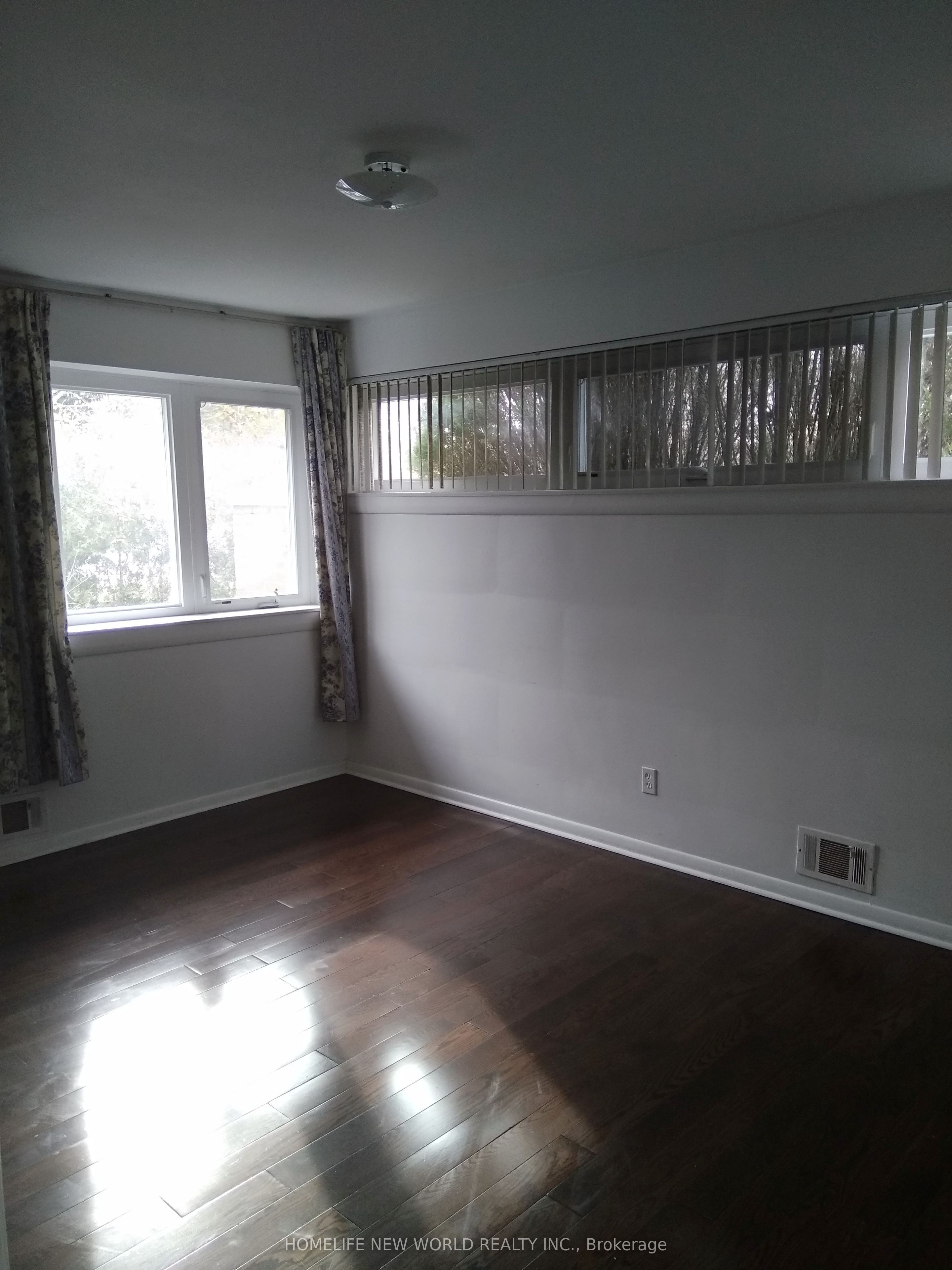 96 Berkinshaw Crescent Property Photo 7