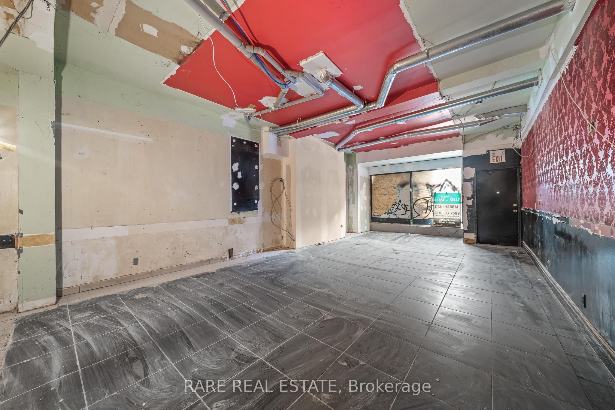 200 Bathurst Street Property Photo 18