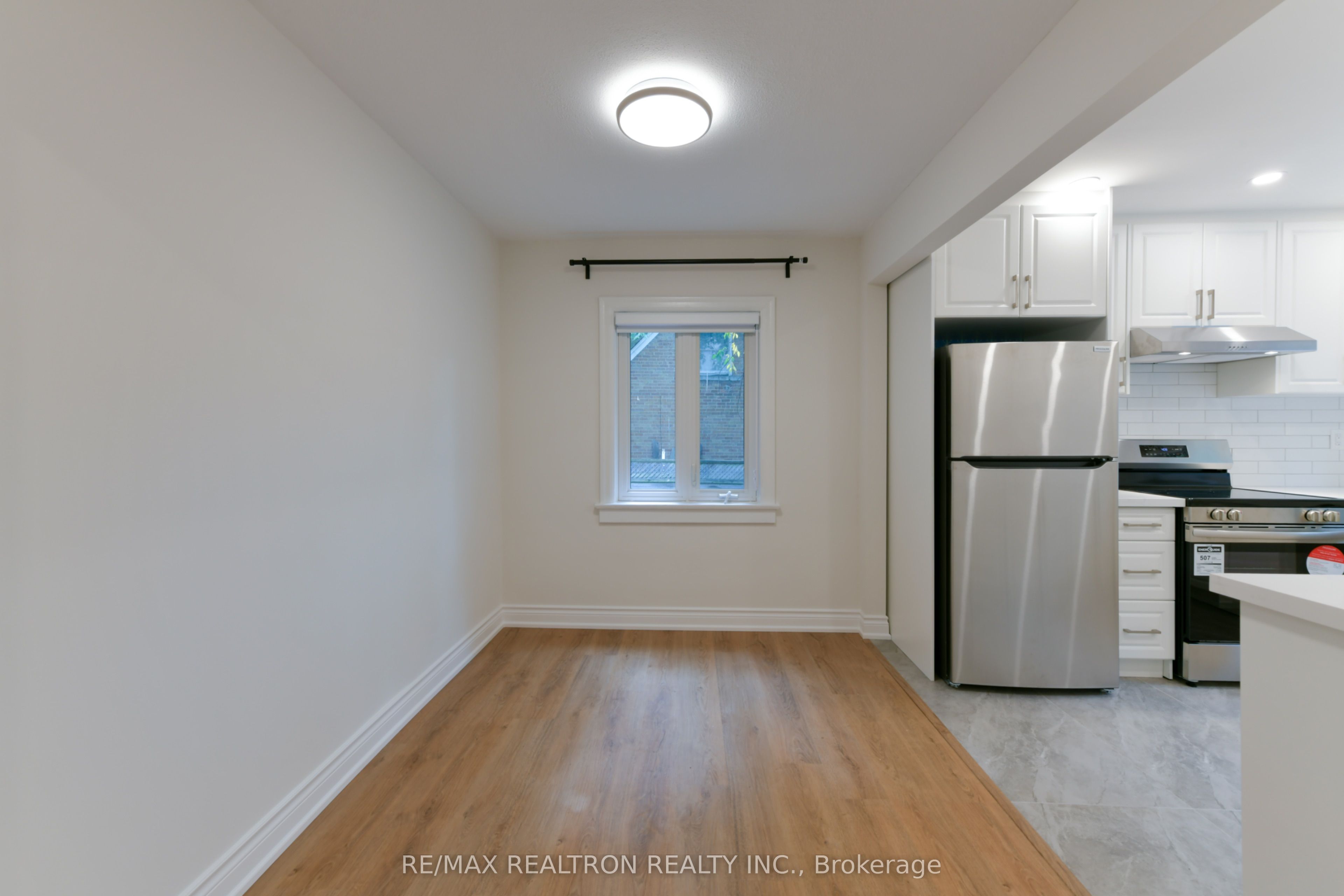 150 Upper Canada Drive Property Photo 14